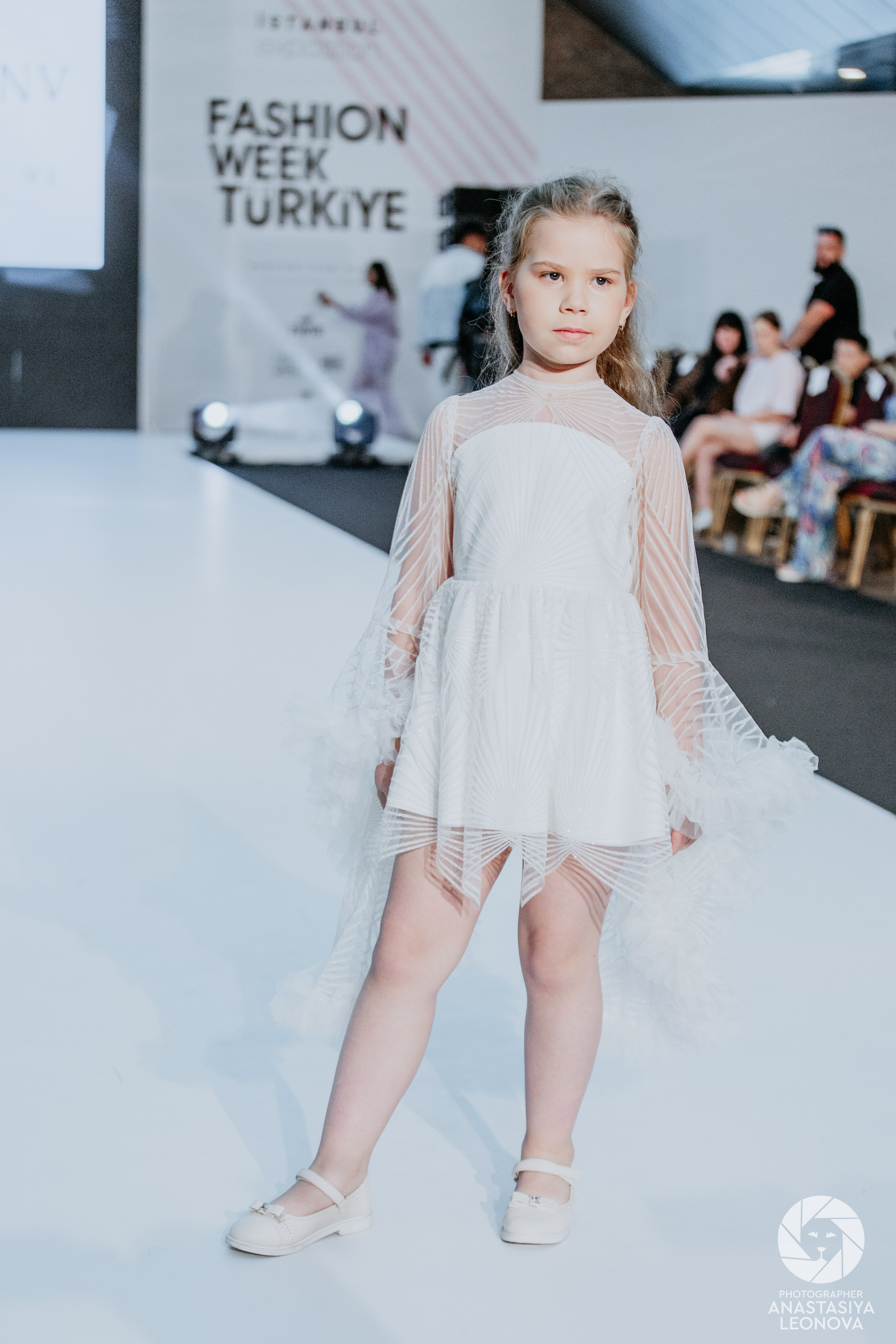 Fashion Week Türkiye [spring, 2025]. Anastasia Leonowa