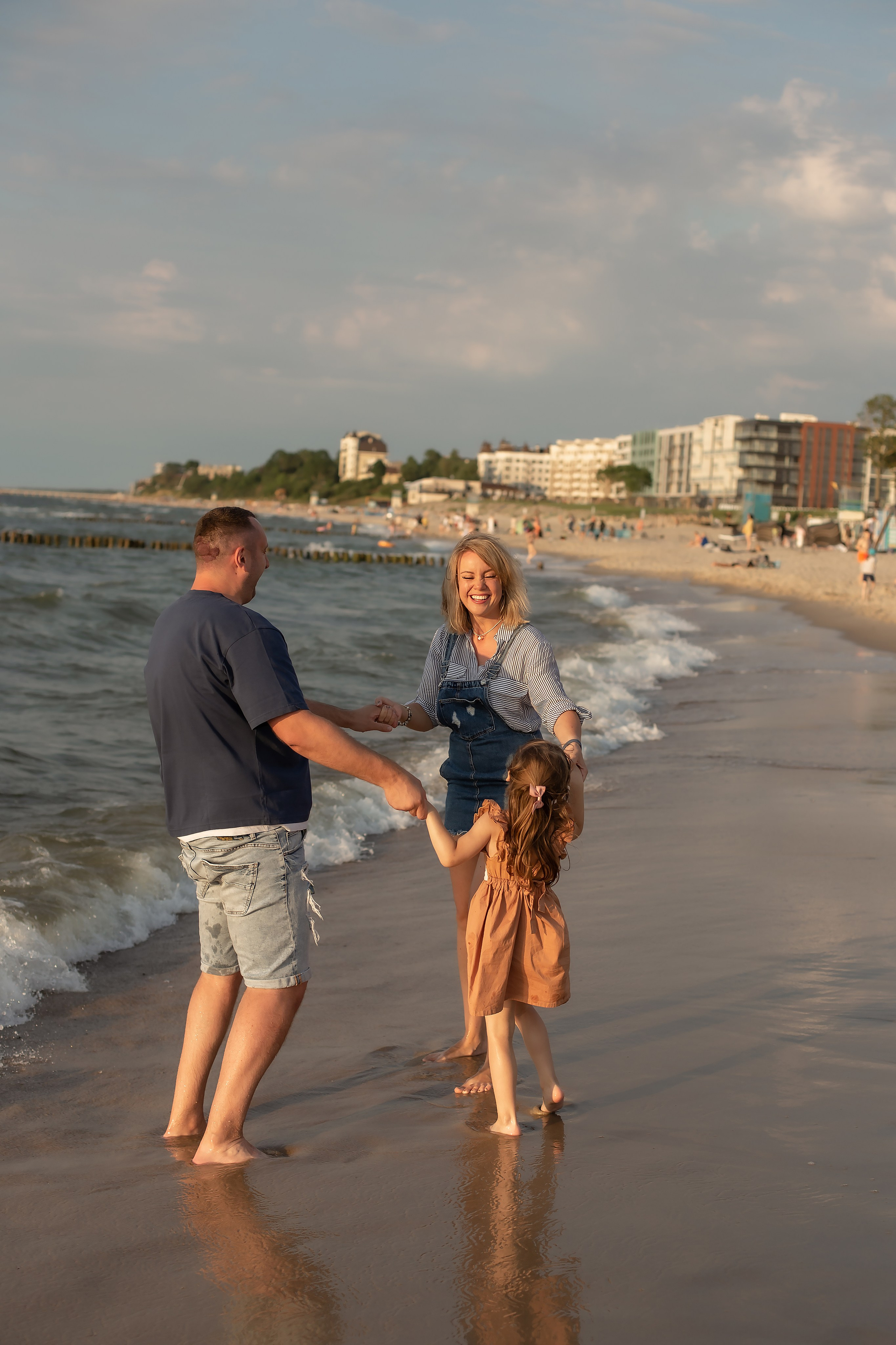 Есеня и родители. Малиновка. Фотограф в Калининграде Решетникова Алина