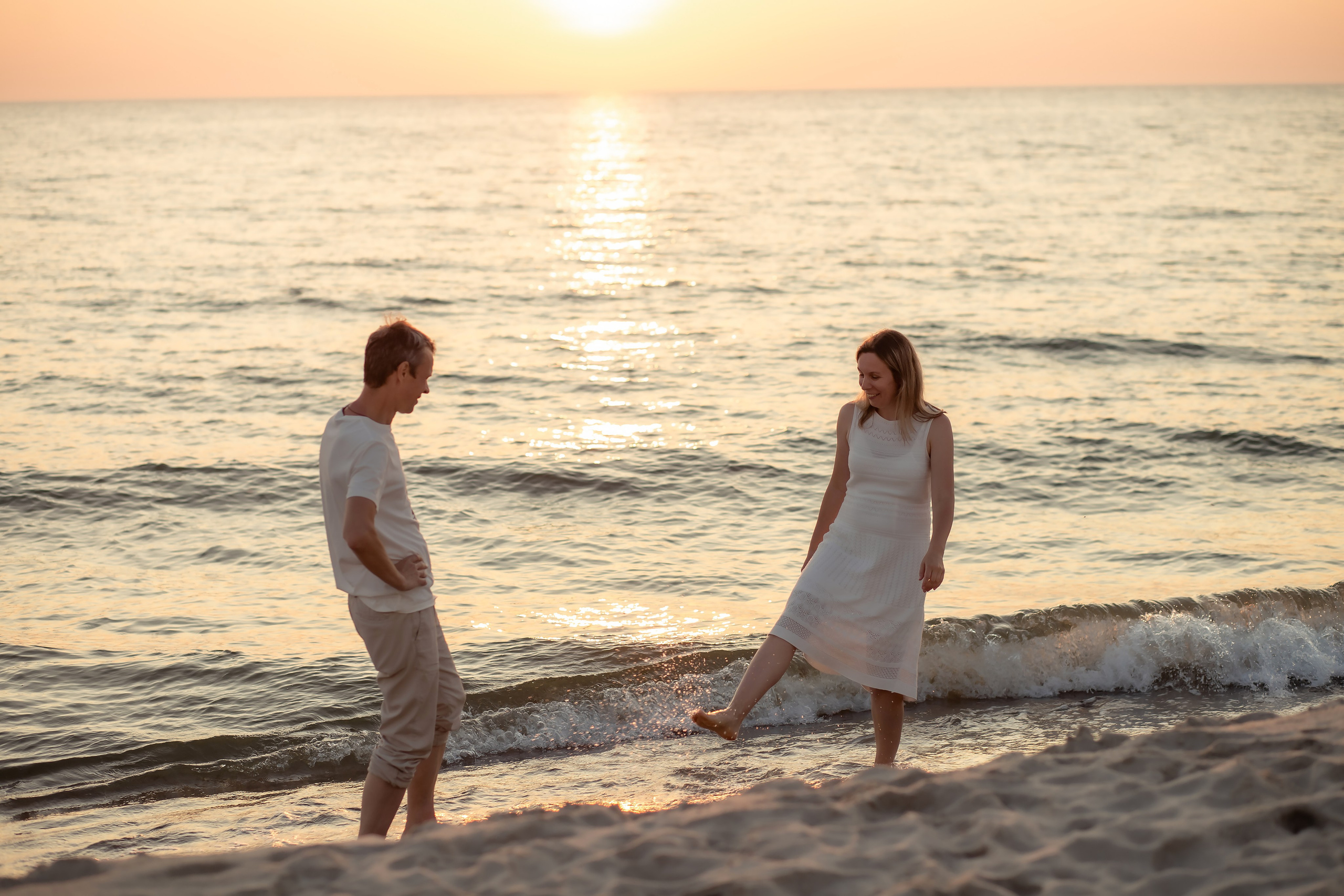 Екатерина и Антон. На закате. Фотограф в Калининграде Решетникова Алина