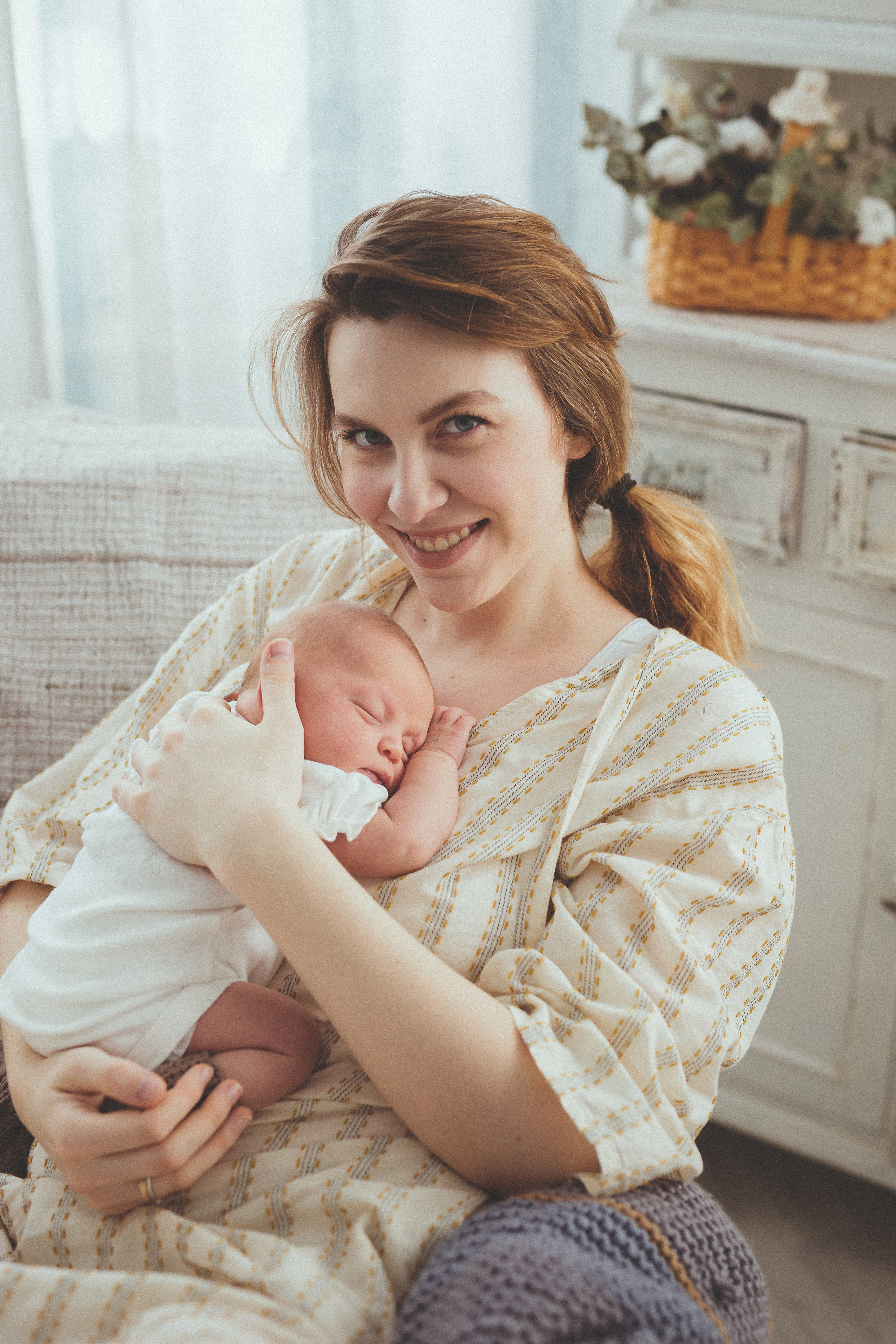 Новорожденные lifestyle. Фотограф новорожденных в Магнитогорске Ксюша Борисова