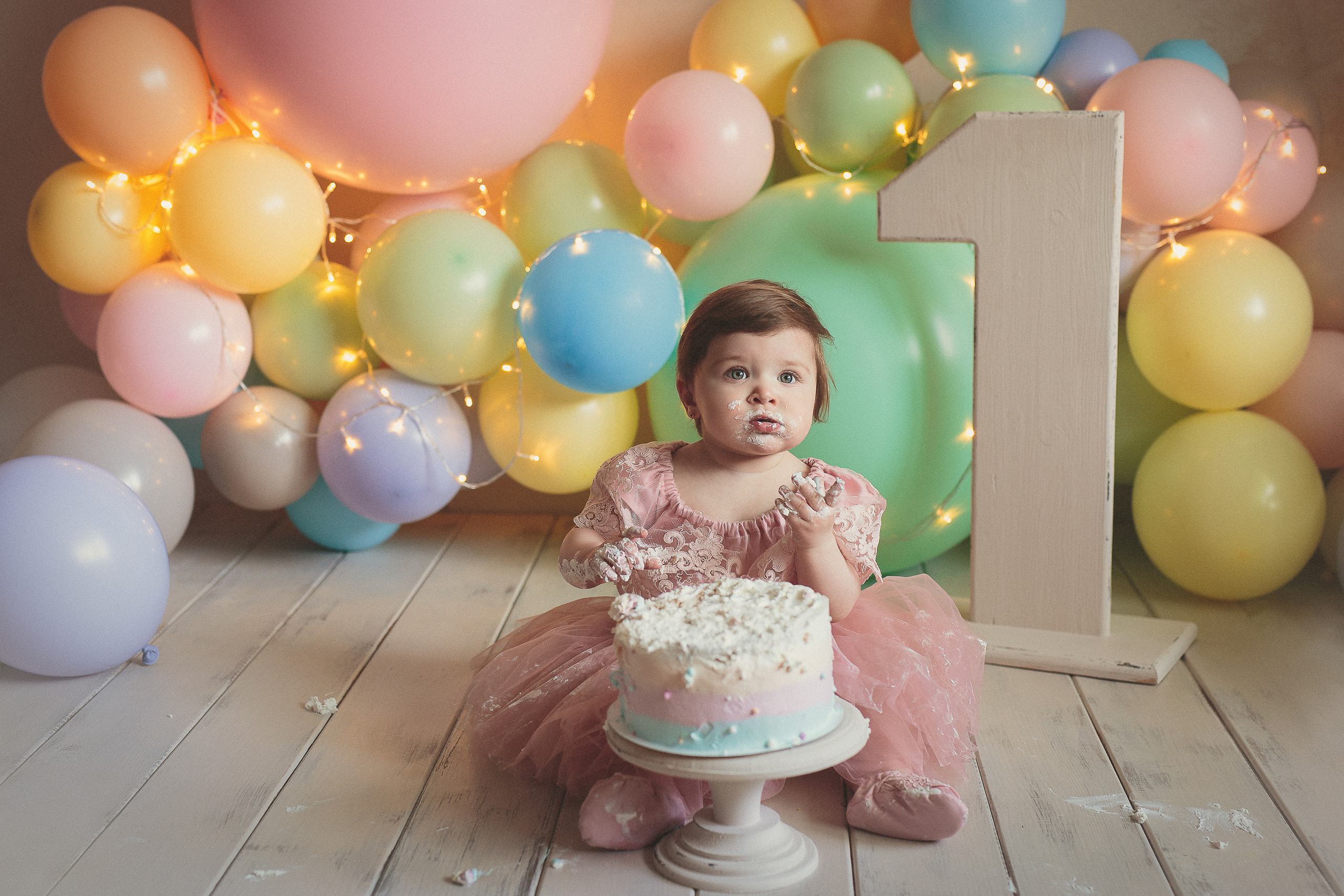 Крушение тортика. Фотограф новорожденных в Магнитогорске Ксюша Борисова