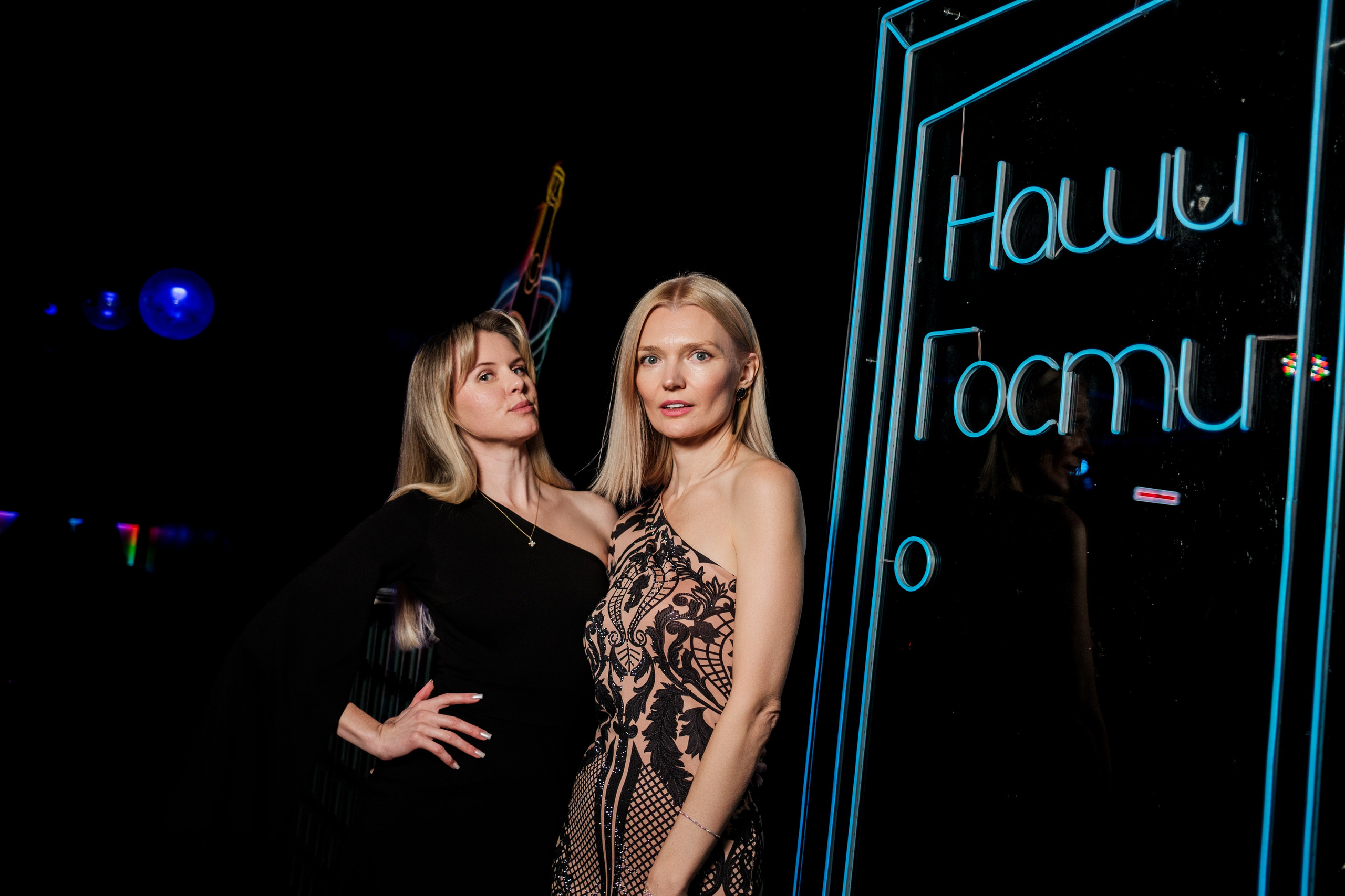 Voice&Play | караоке-бар ГОСТИ. Свадебный и репортажной фотограф Денис Ожигин в Краснодаре и Краснодарском крае