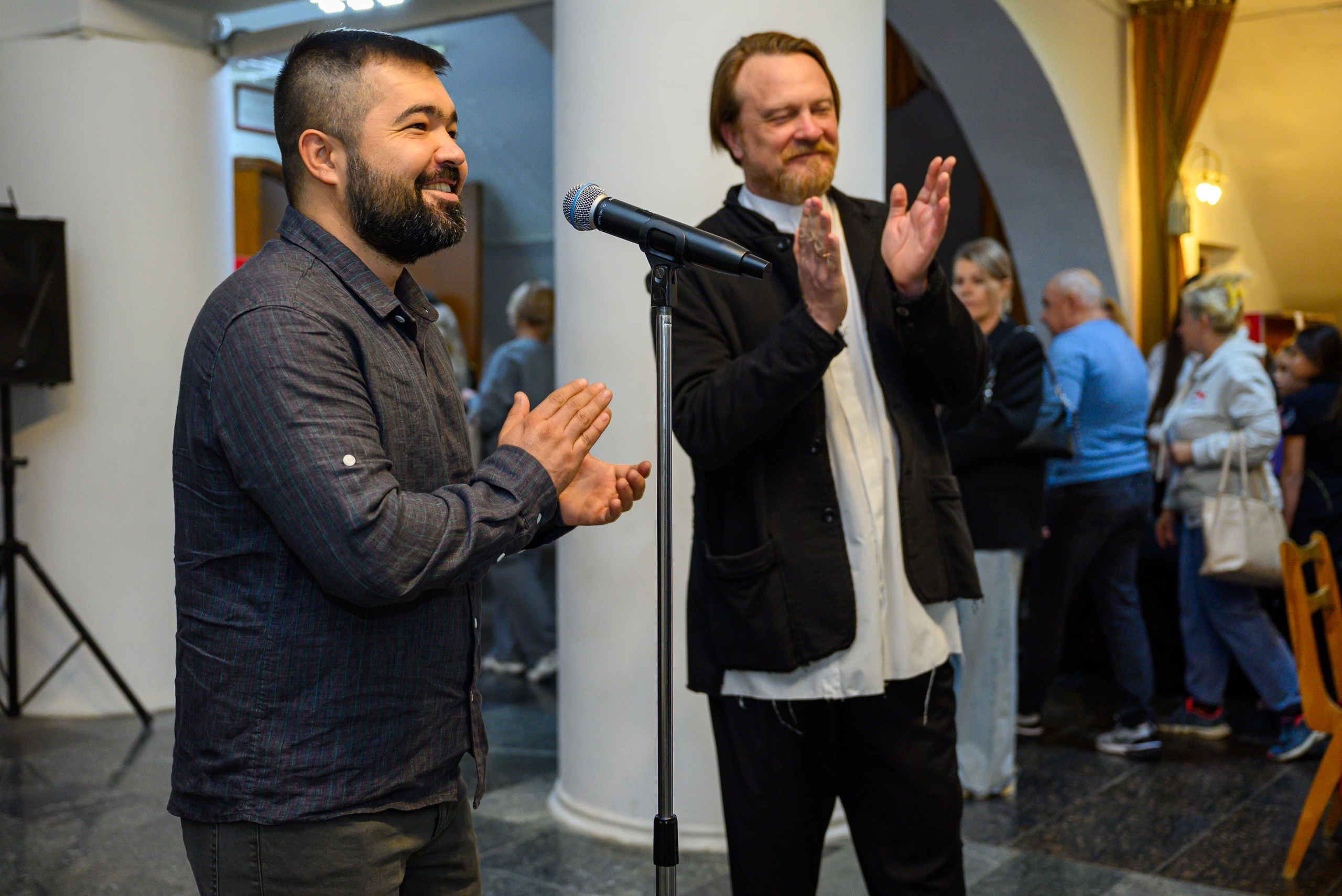 Обо мне. Художник Ленур Велиляев