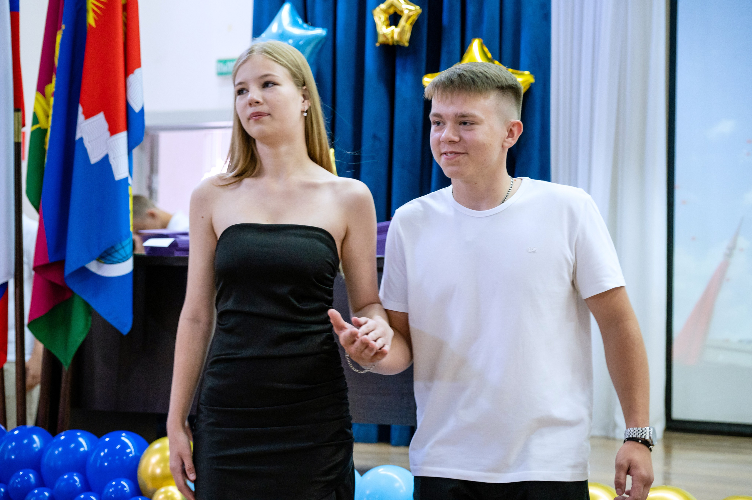 Школа № 98 9 класс вручение аттестатов. Вячеслав Скрипник Фотограф Краснодар