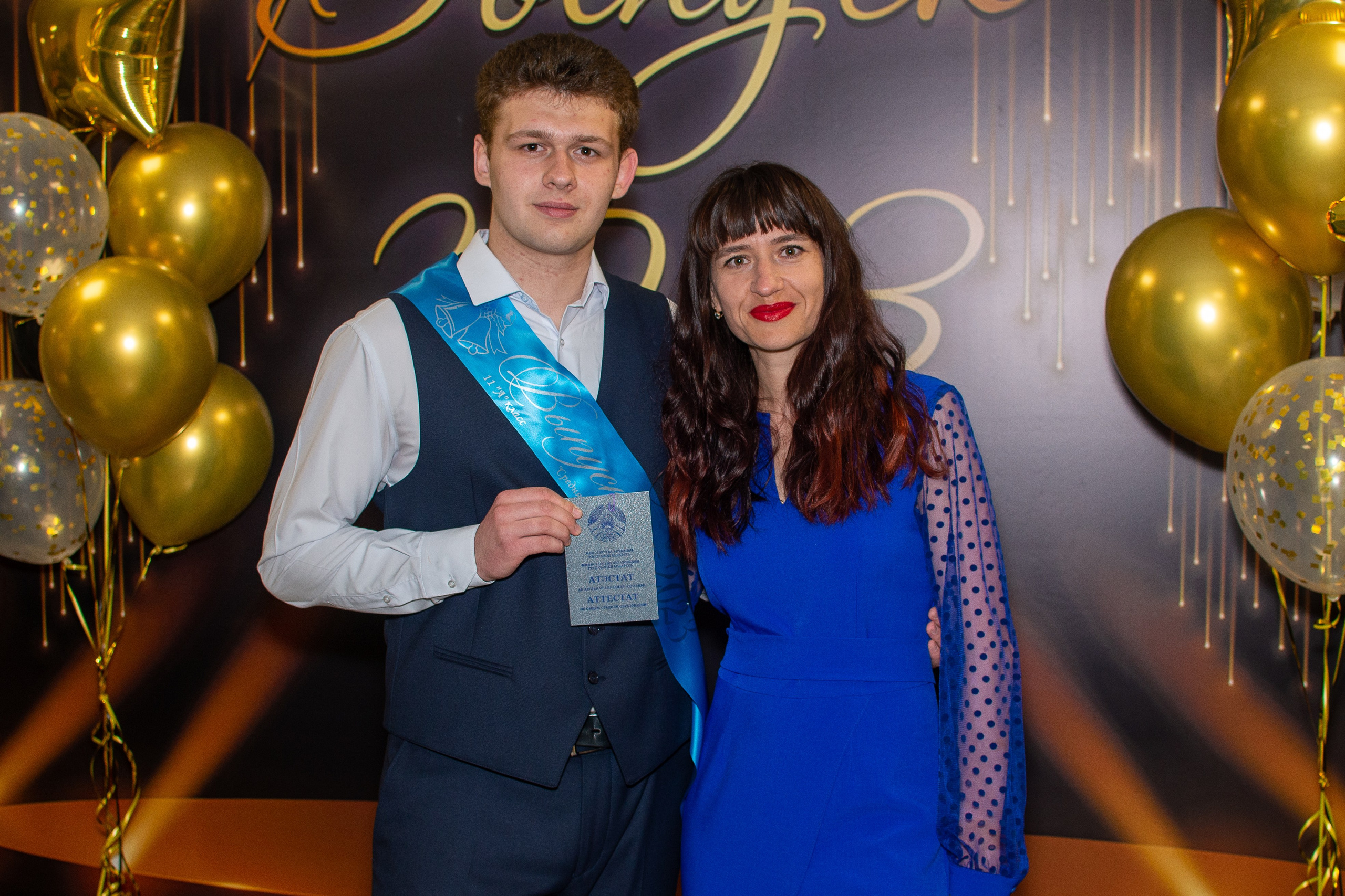 Выпускной 11 класс. Семейный фотограф на выписку из роддома и крещение Минск Настя Гришук