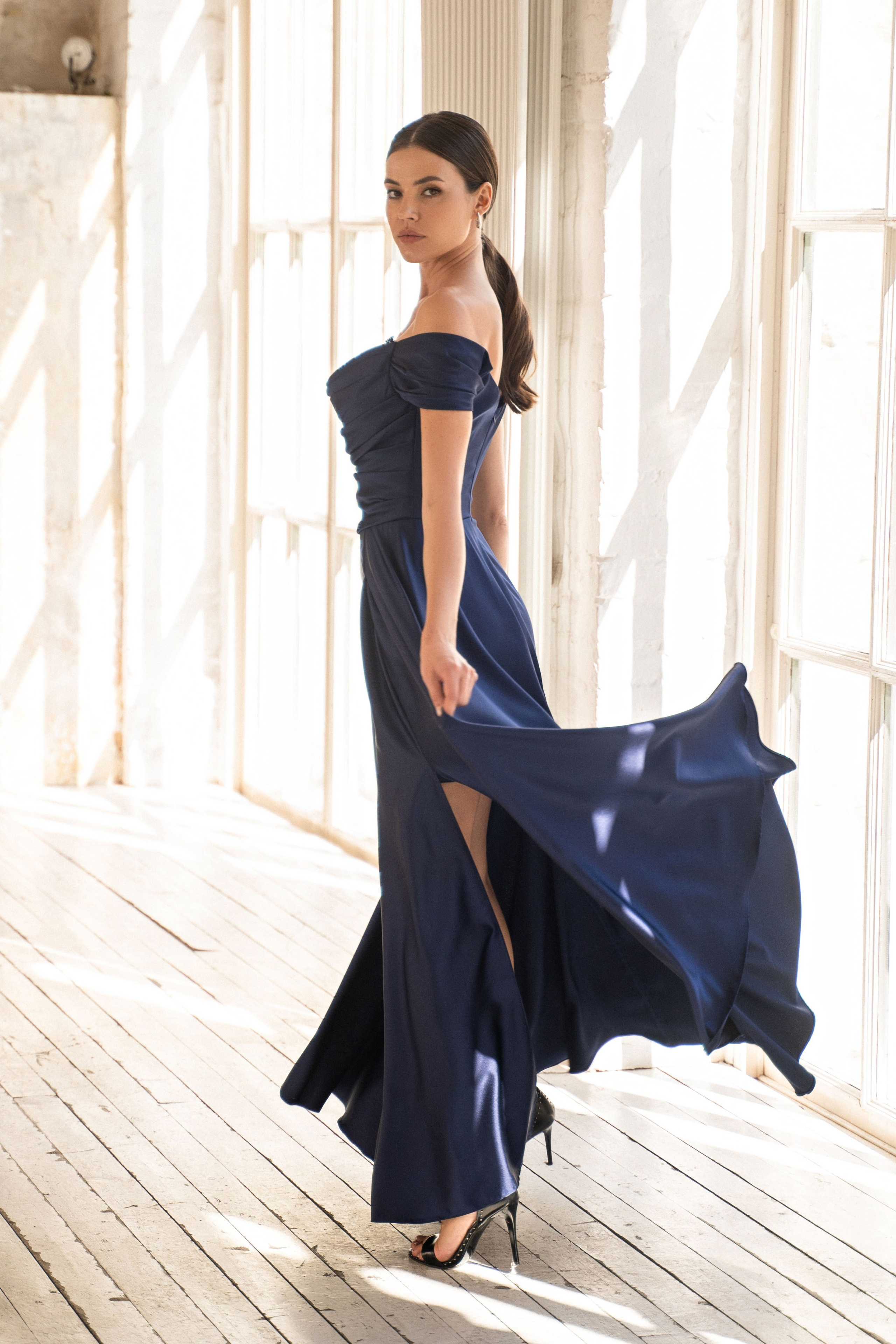 Съемка вечерних платьев DIAFANO с Ксенией. Свадебный и портретный фотограф Клипа Максим