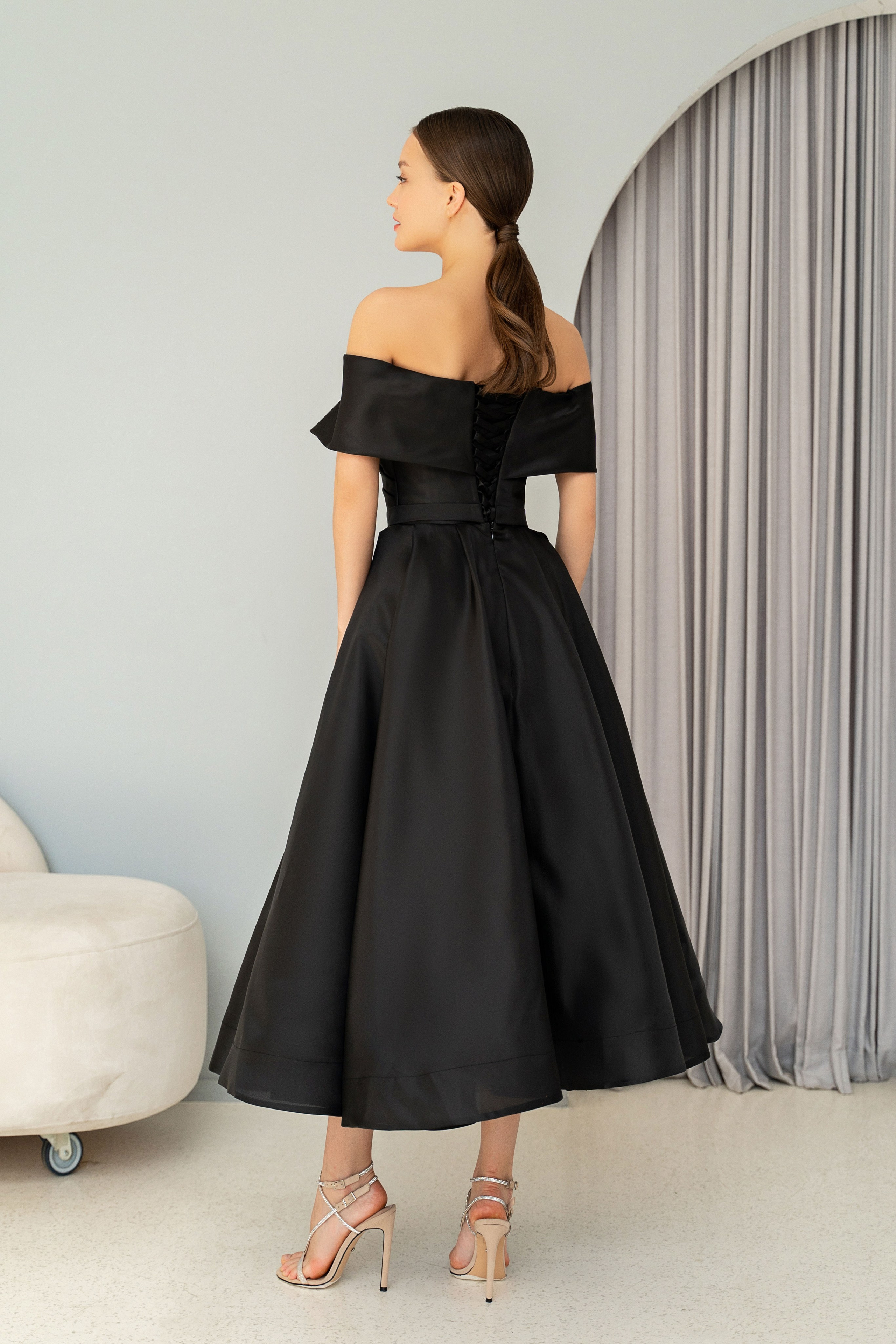 Съемка вечерних платьев NOLLA с Анастасией. Свадебный и портретный фотограф Клипа Максим