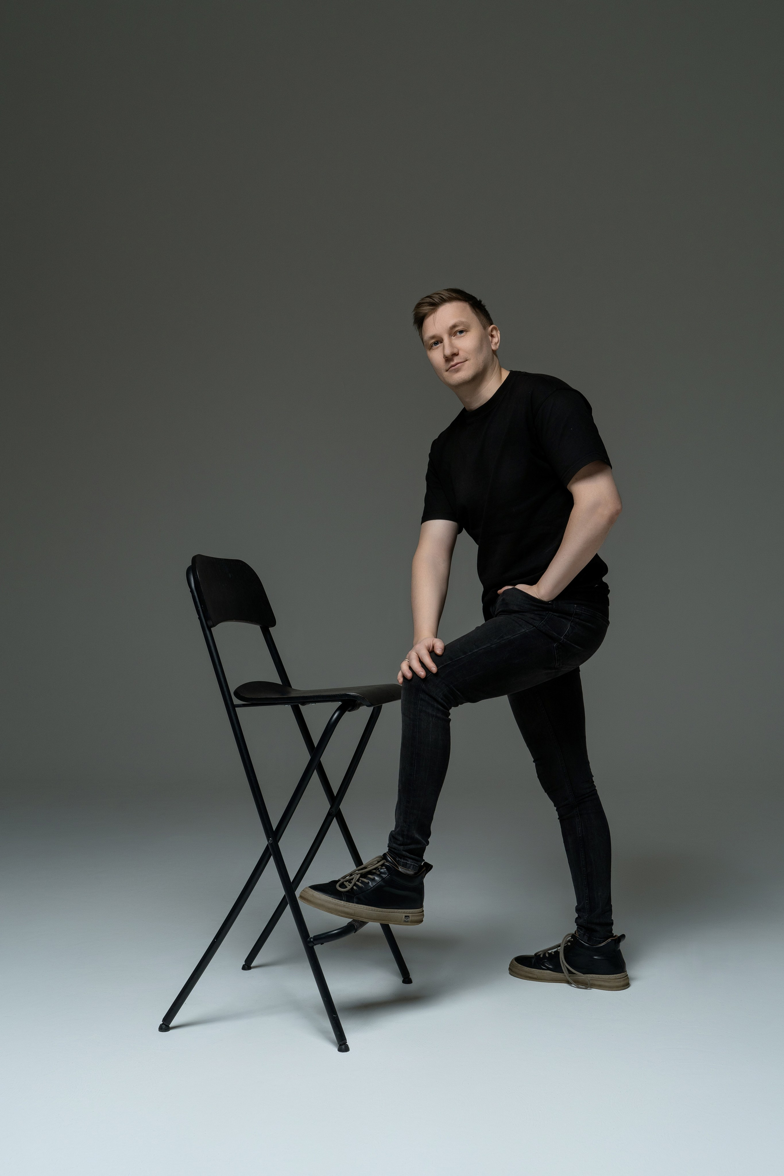 Групповая фотосессия на циклораме