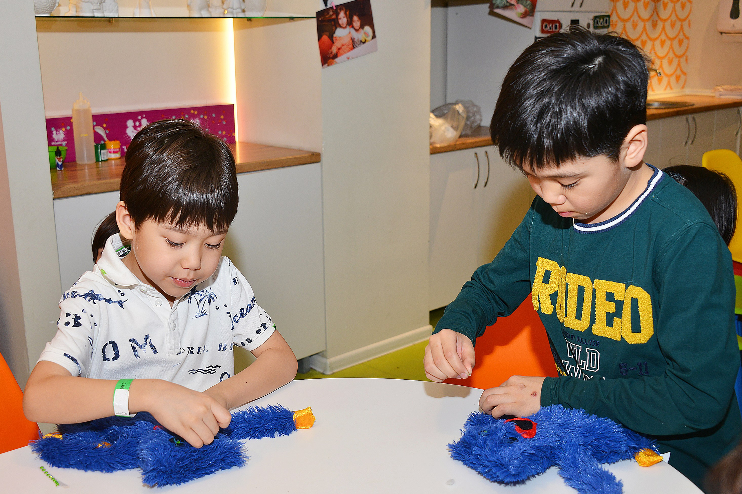 Дети-6 (Айлин-8 лет). Фотосъёмка. Фотограф Сергей Авдеев-семейный и детский фотограф в Алматы
