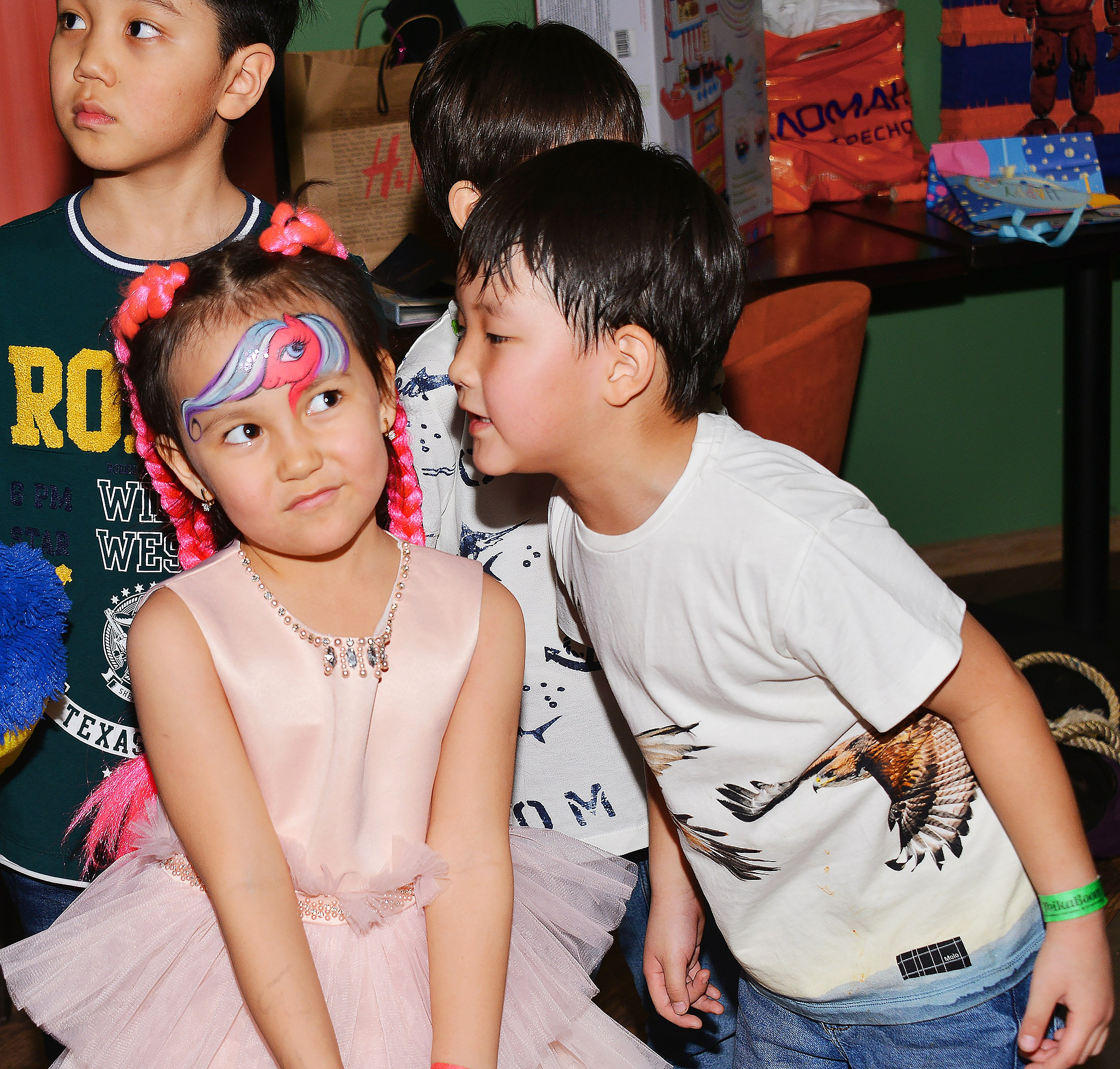 Дети-6 (Айлин-8 лет). Фотосъёмка. Фотограф Сергей Авдеев-семейный и детский фотограф в Алматы