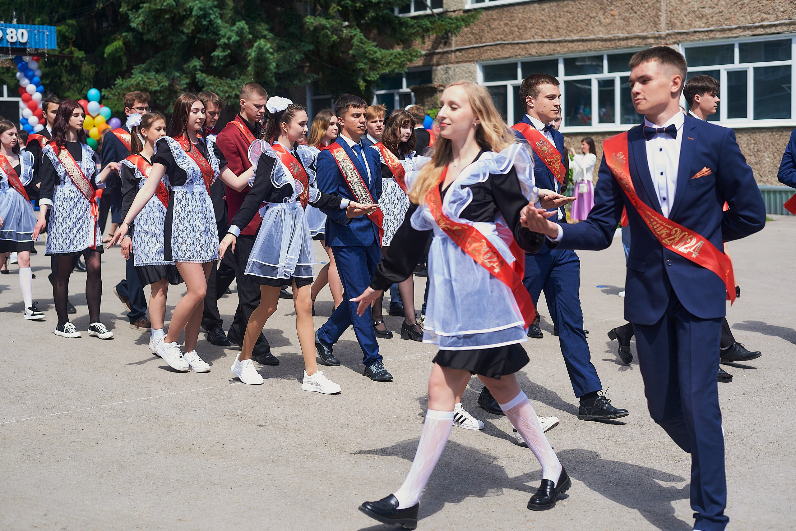 Последний звонок. Фотограф Елена Дука. Контент съемка. Семейная фотография
