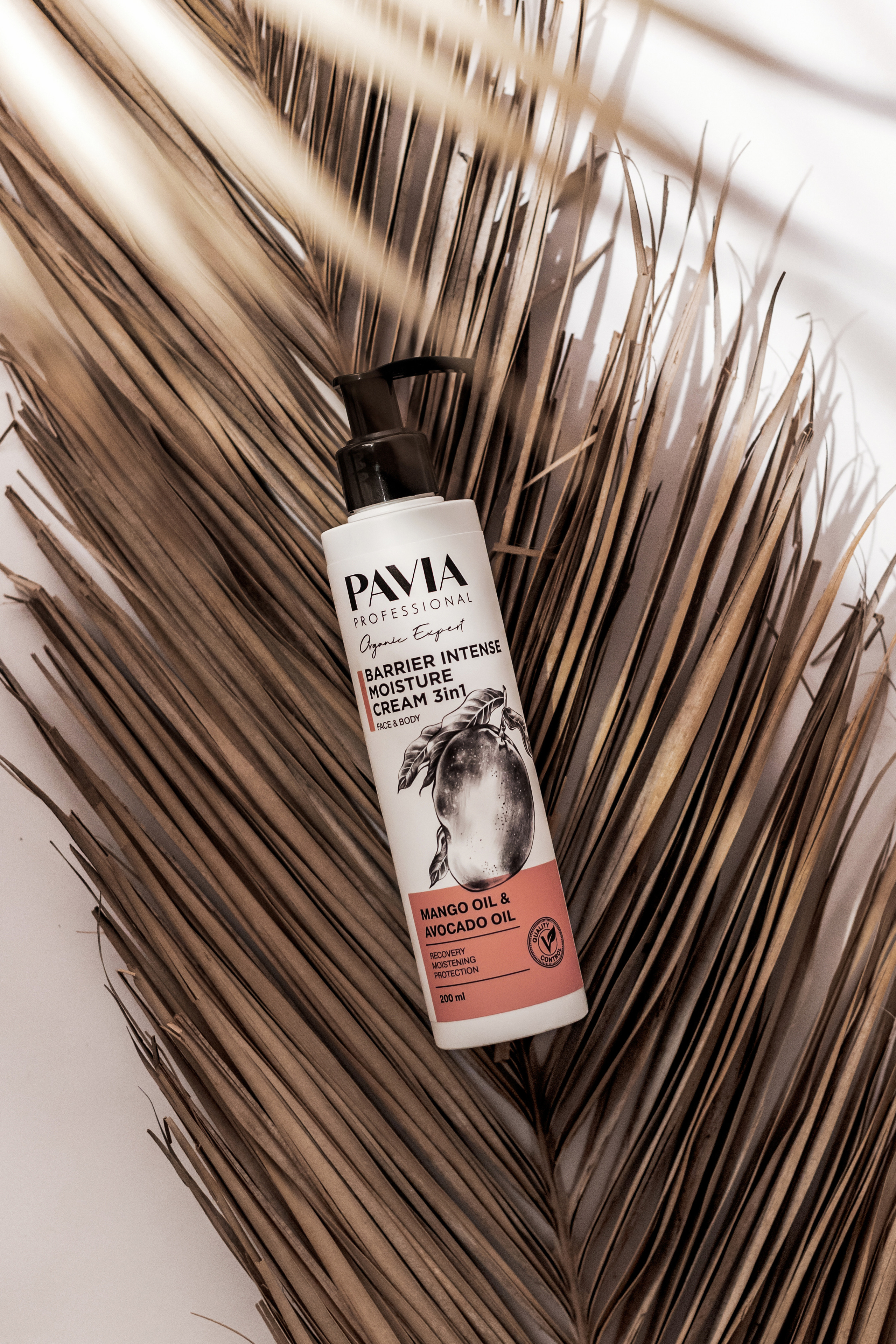 Pavia. Уходовая косметика. Фотограф Олеся Голева