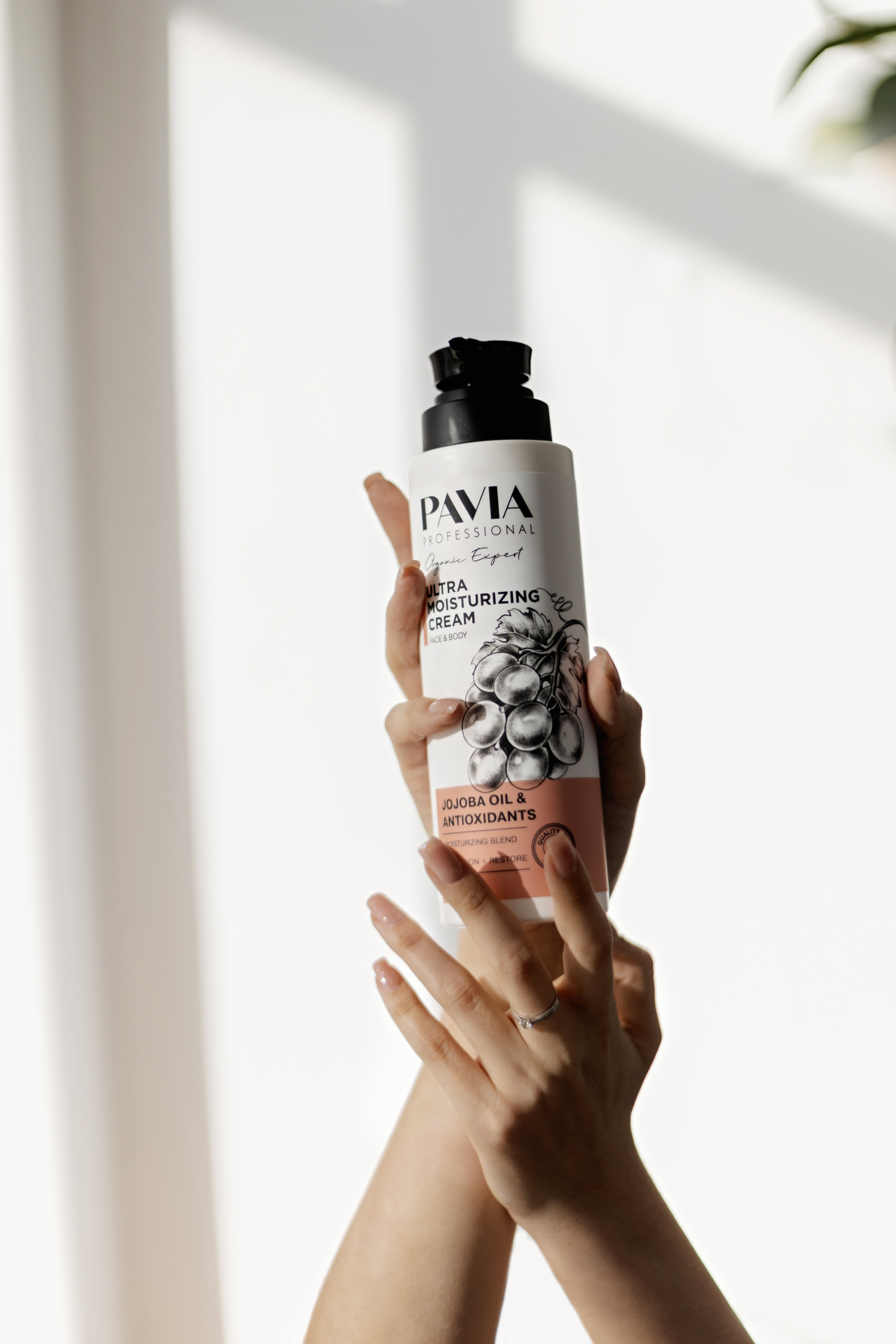 Pavia. Уходовая косметика. Фотограф Олеся Голева