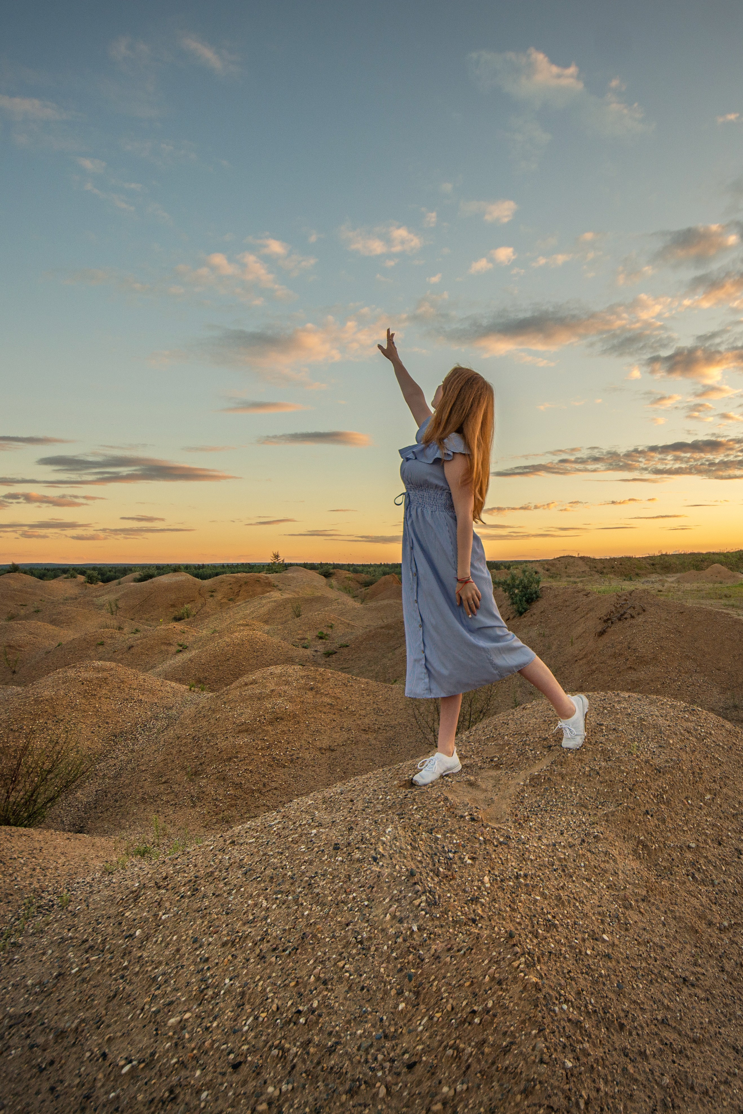 Даша на песчаном озере. Портретная и репортажная съёмка