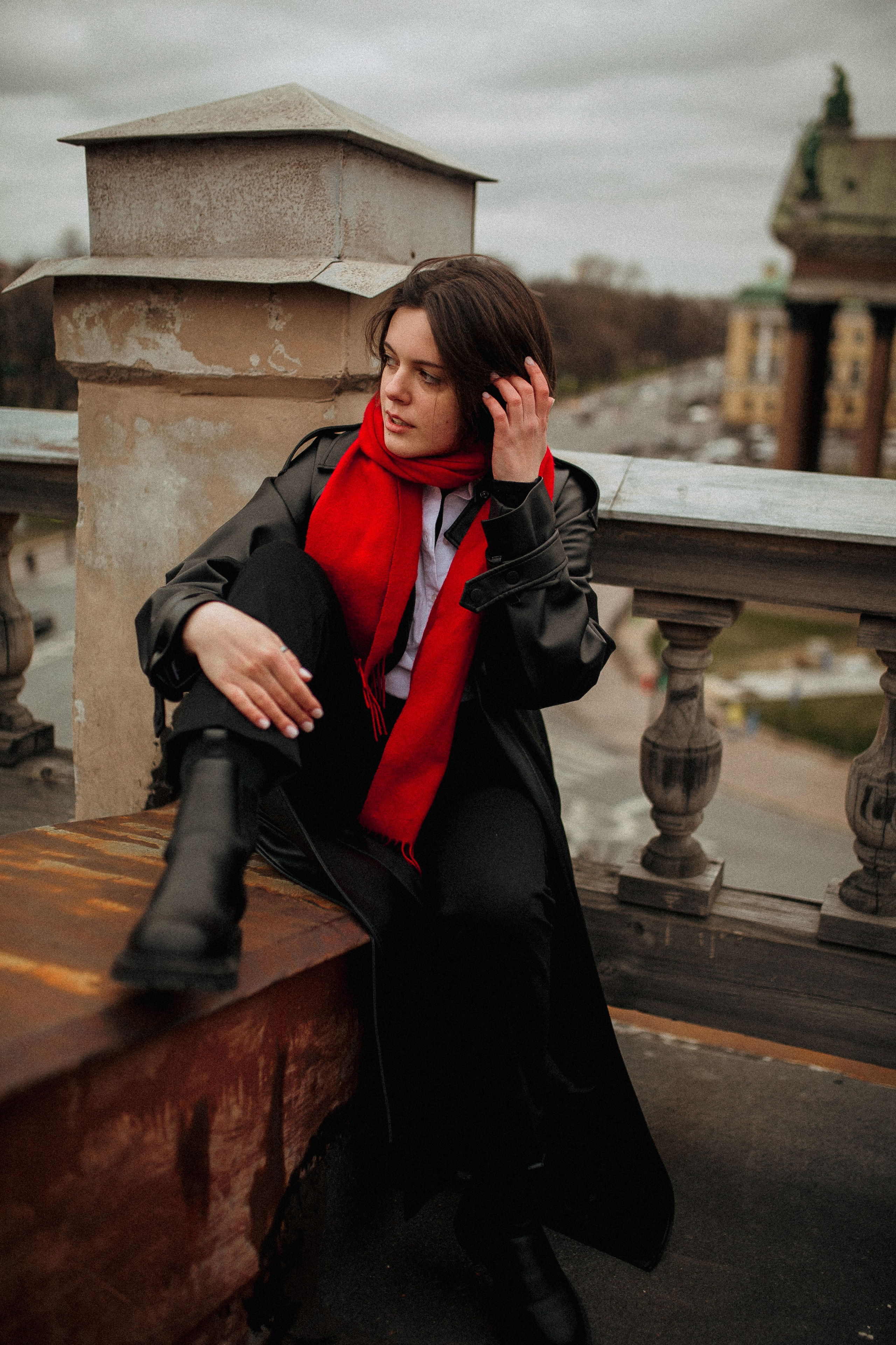 Анна на крышах Питера. Семейный и Свадебный фотограф в Санкт-Петербурге Плохая Екатерина