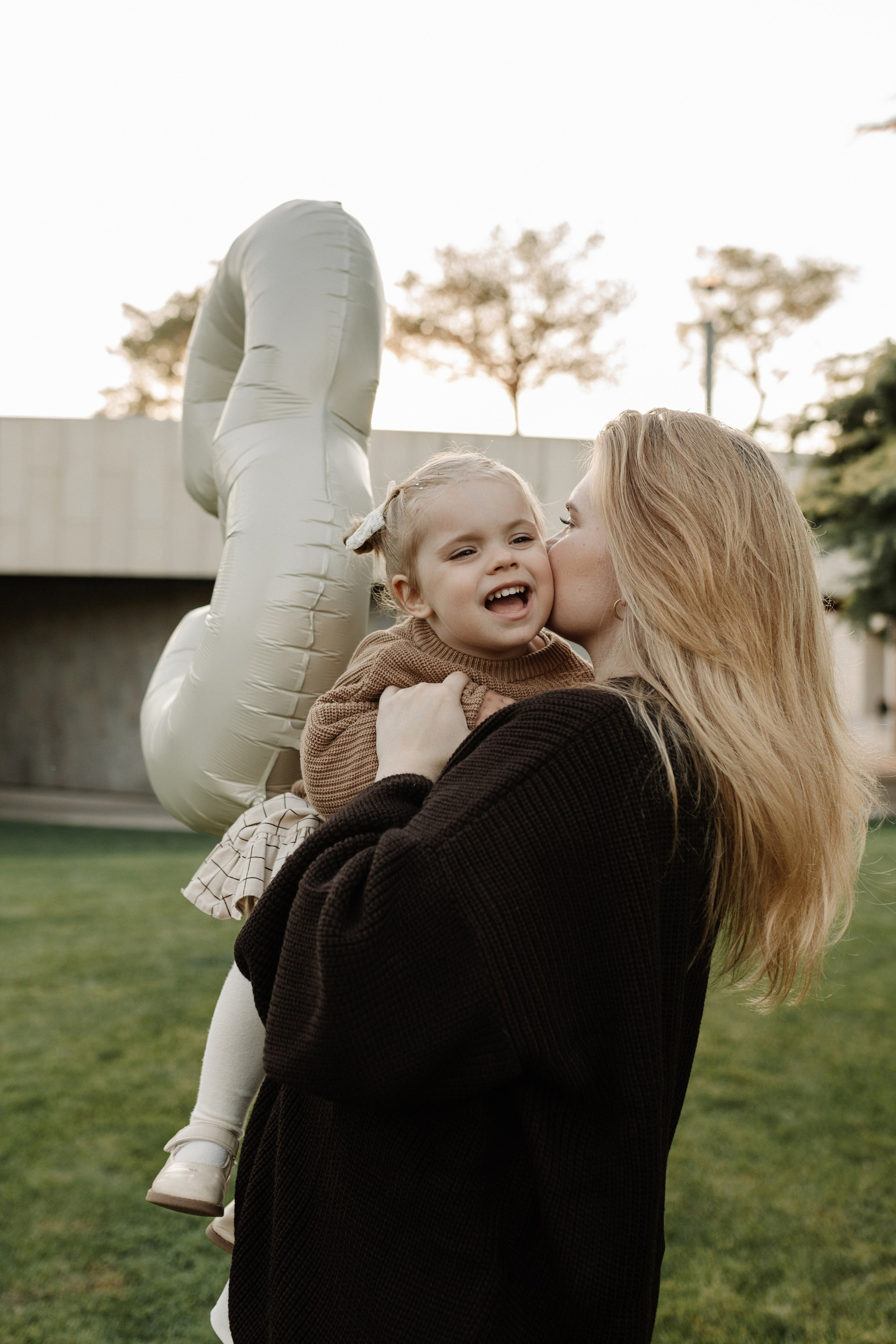 Семейная фотосессия в Краснодаре на природе, фотограф Яна Морева. Семейный фотограф в Краснодаре Яна Морева