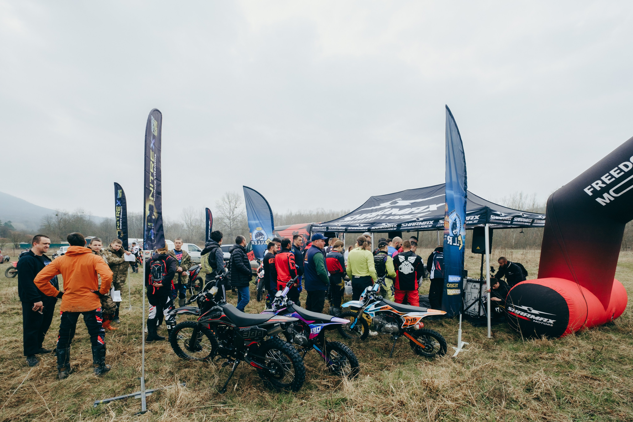 Эндуро Фест от Shamax Motors (Краснодар). Свадебный фотограф Денис Ожигин в Краснодаре и крае. Эмоциональная и стильная съемка вашего дня