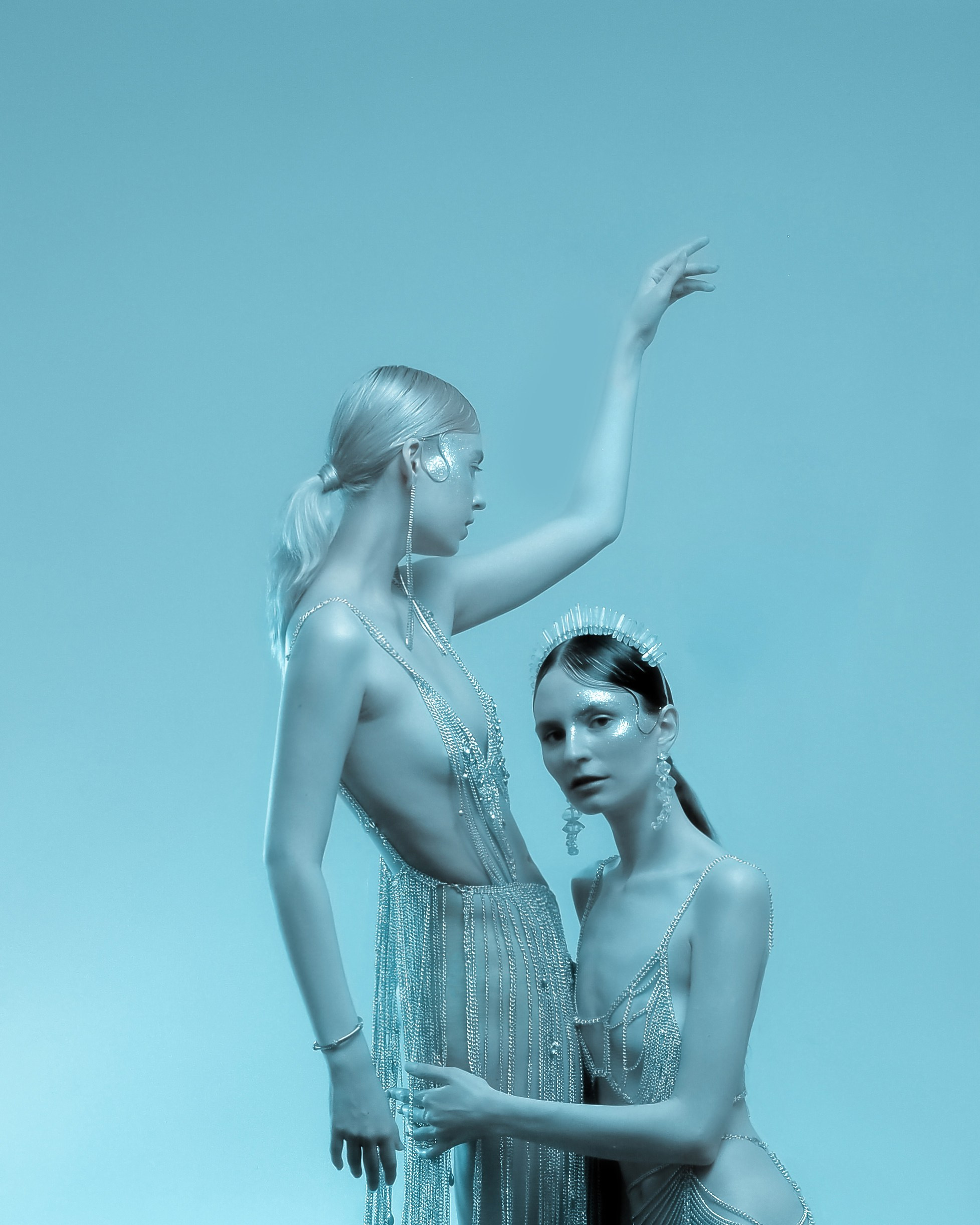 Съёмка для бренда одежды из цепей Nevoda. Фотограф Кристина Берг