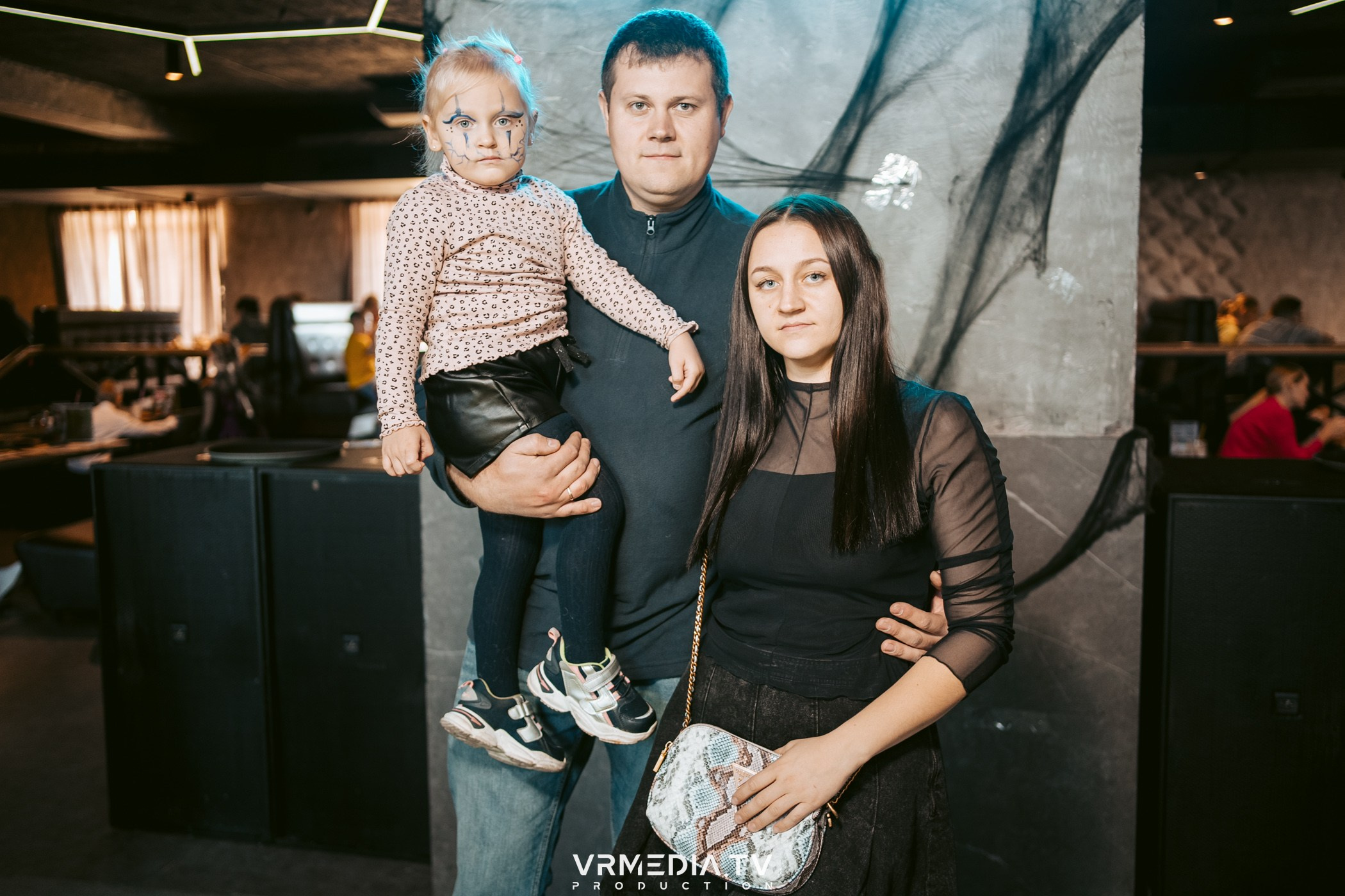 Baby time в баре «Друзья»