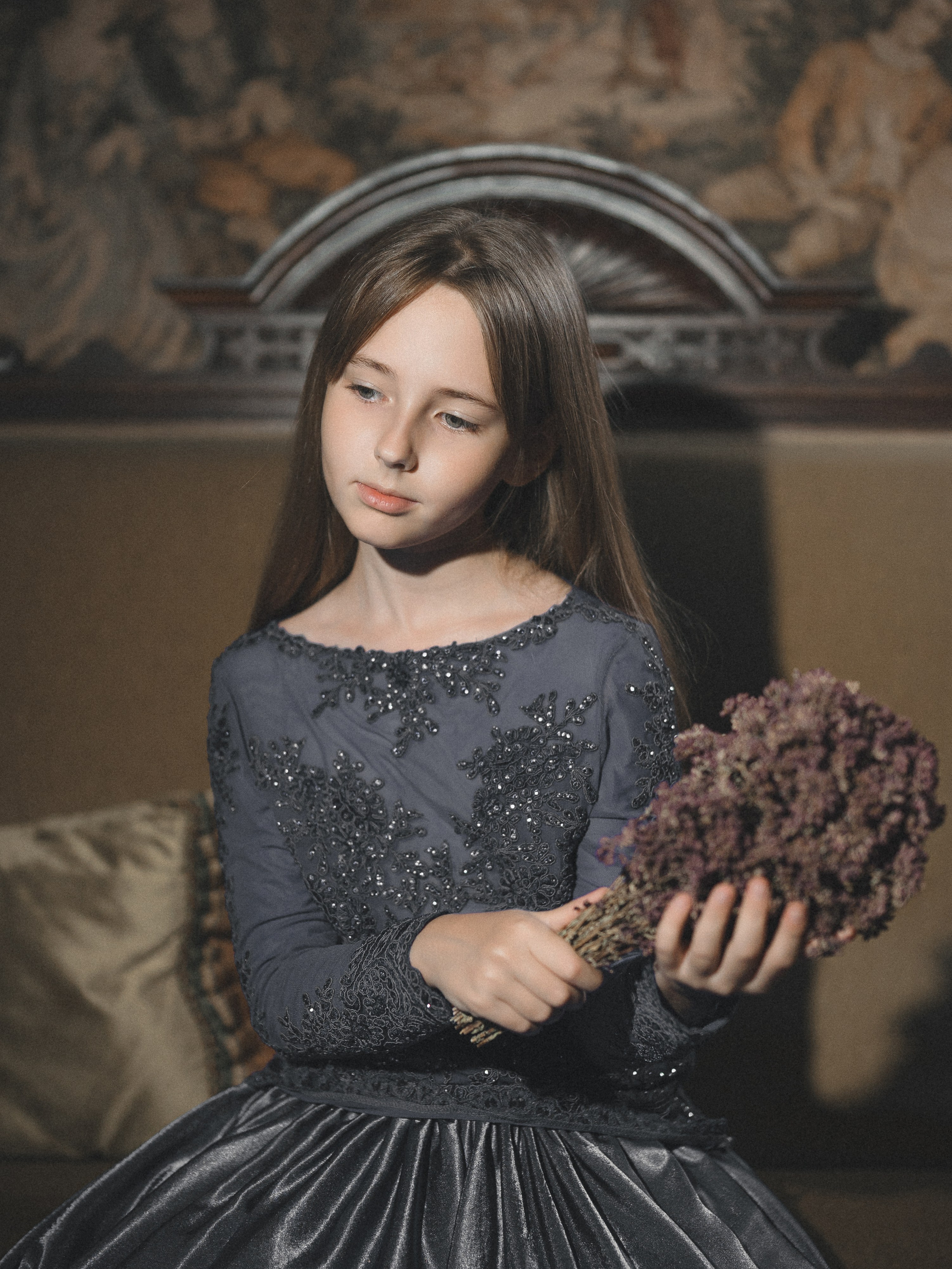 Примеры стилизации портретов и нестандартного света. Фотограф Олег Сотник