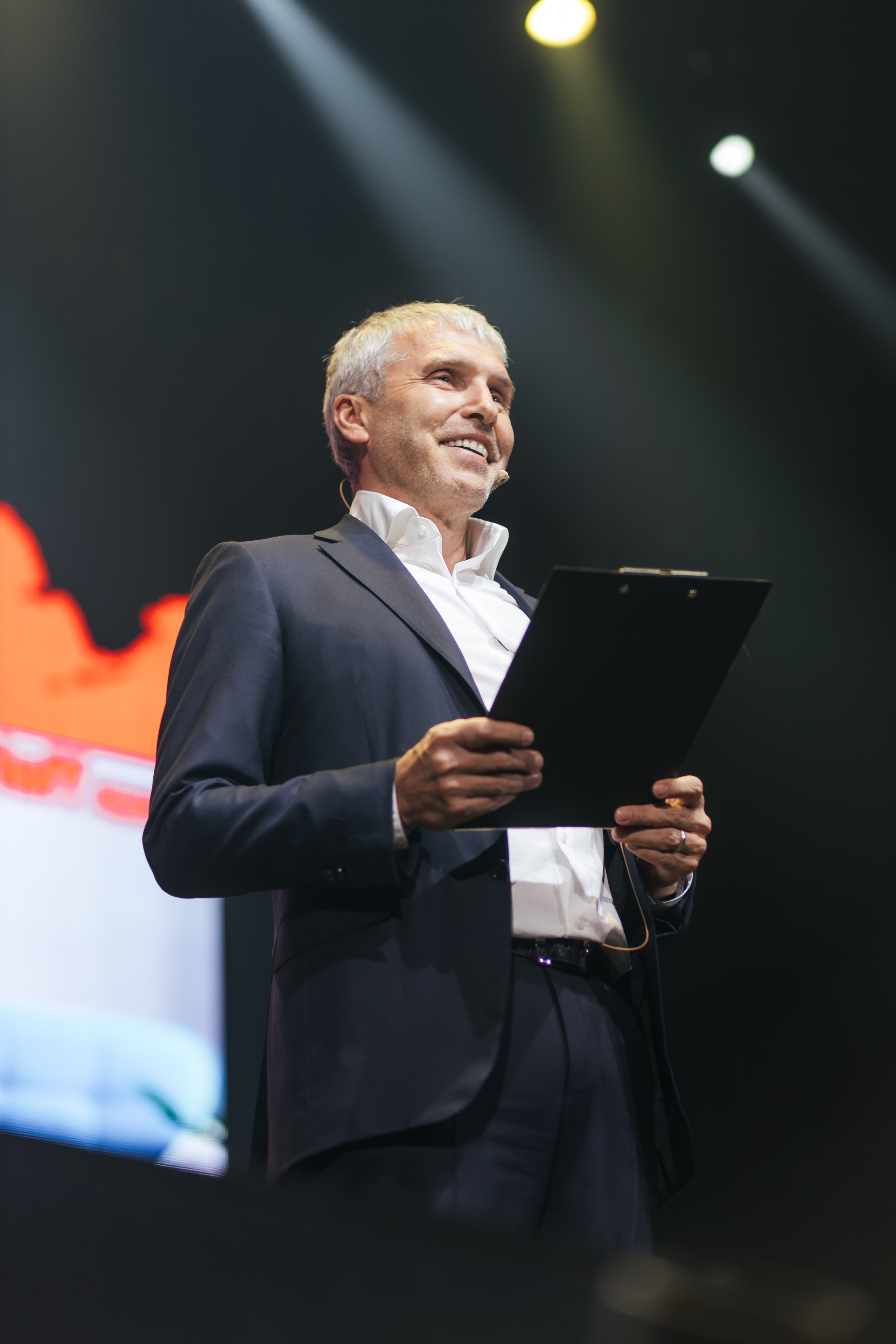 HOFF «Дай огня!». Свадебный и семейный фотограф