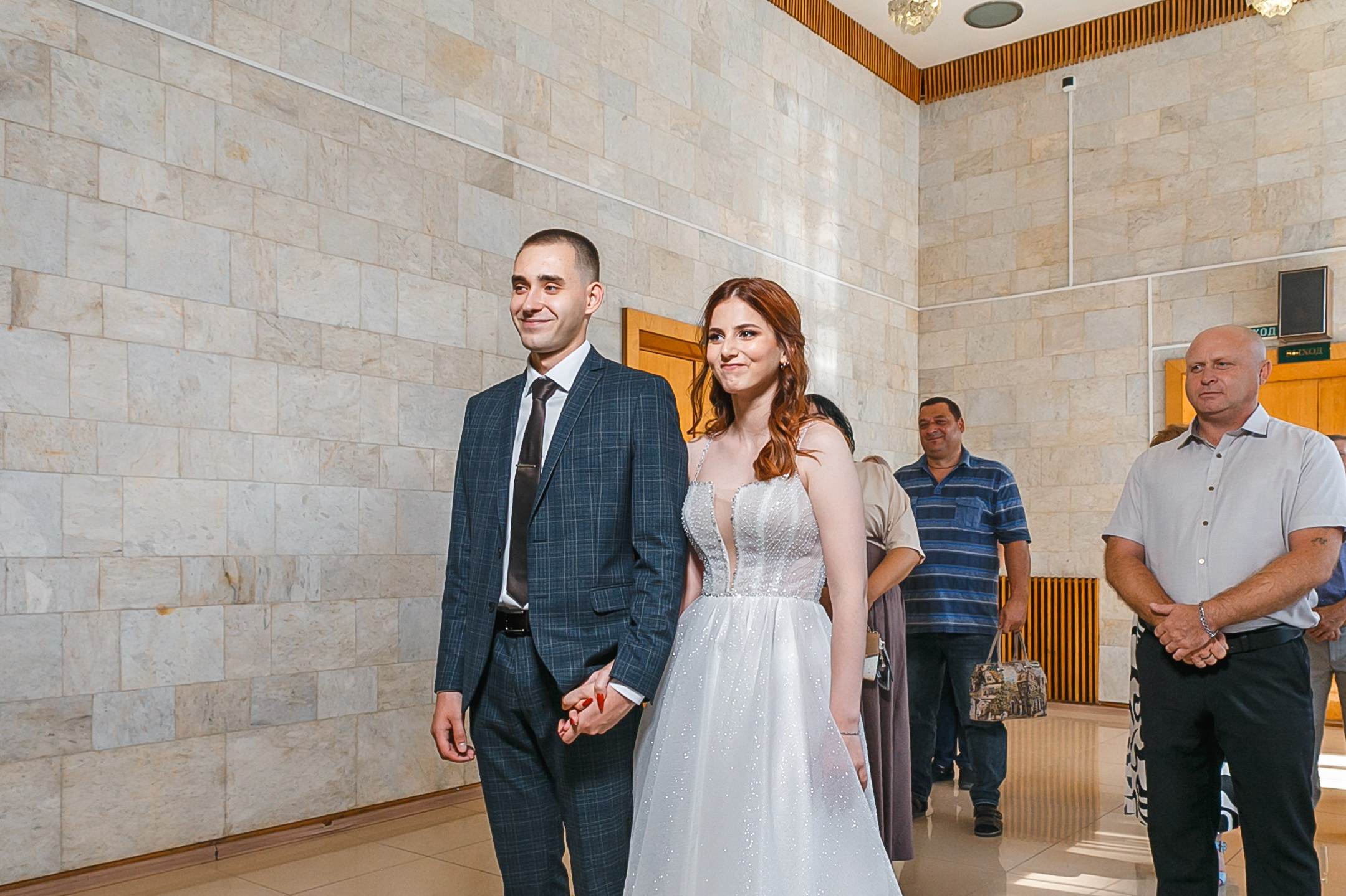 Марина и Даниил поженились. Событийный фотограф Максим Бескоровайновнов