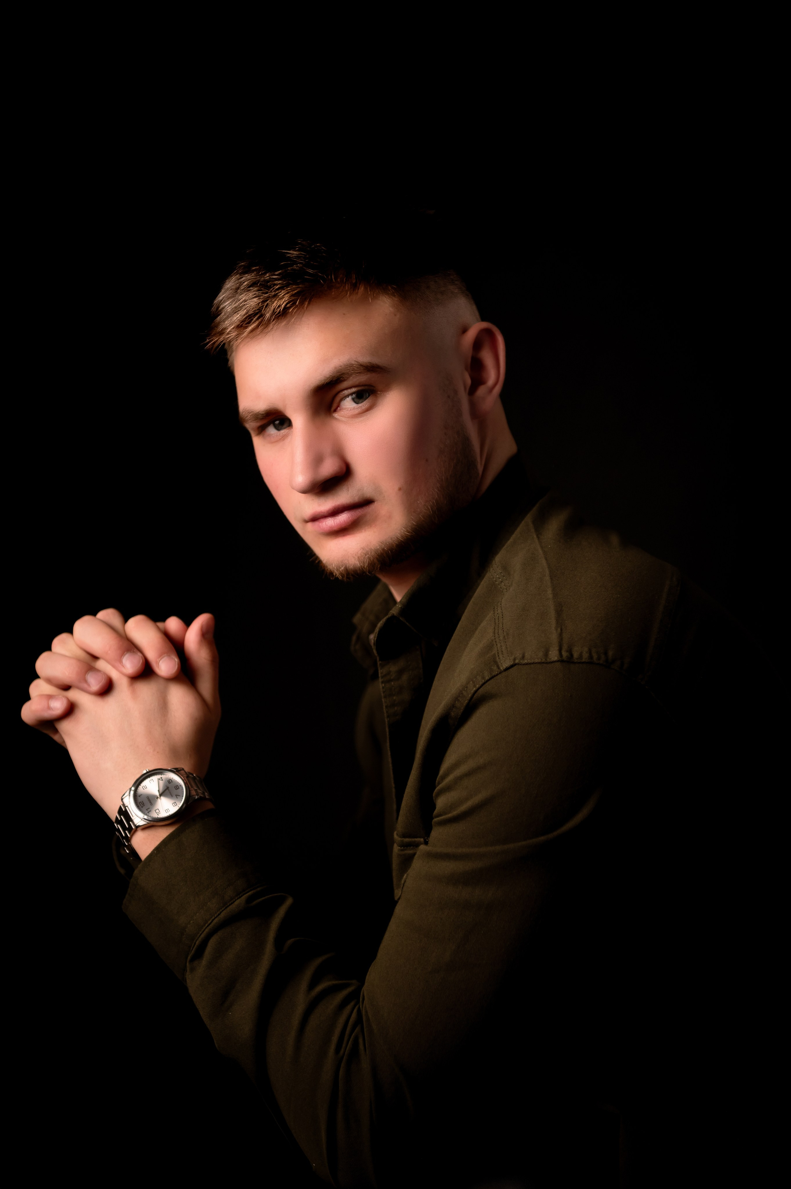 Мужской портрет. Фотограф г. Карталы Гаврушева Елизавета