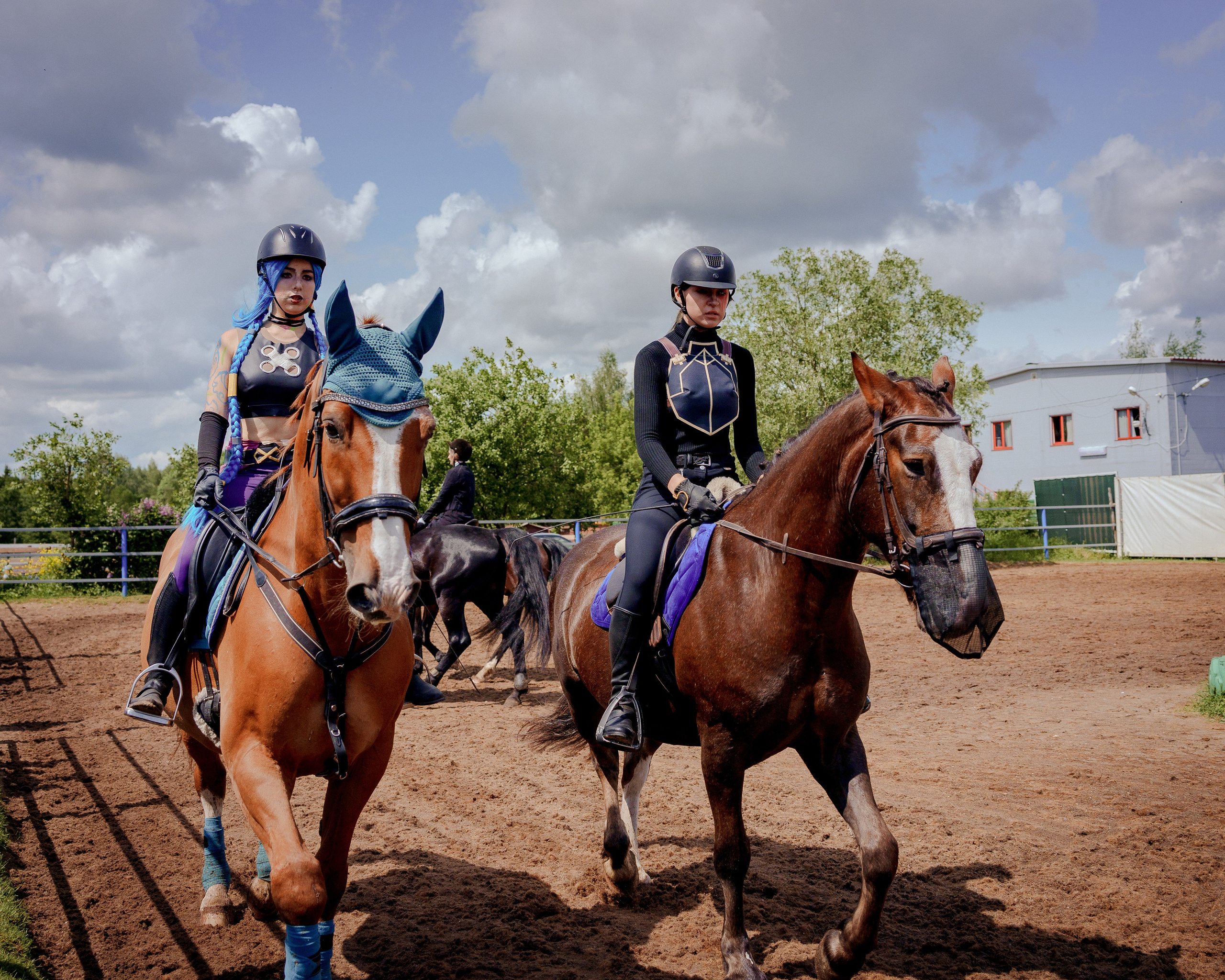 Конный клуб Горки. Портретный и семейный фотограф в Москве/Видное