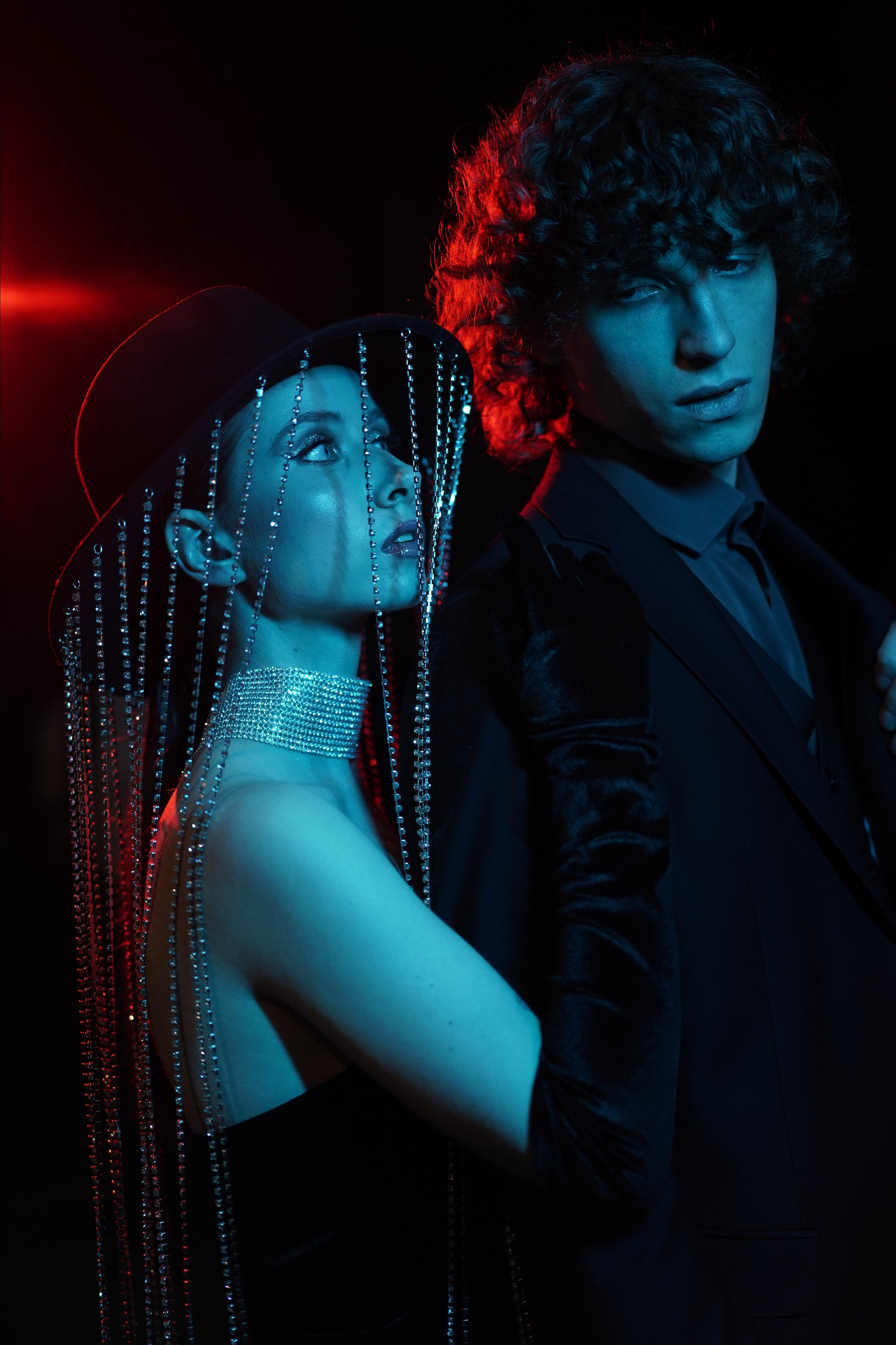 Фотосессия в студии с цветным светом. Студийный и портретный фотограф в САНКТ-ПЕТЕРБУРГЕИрина Махаон