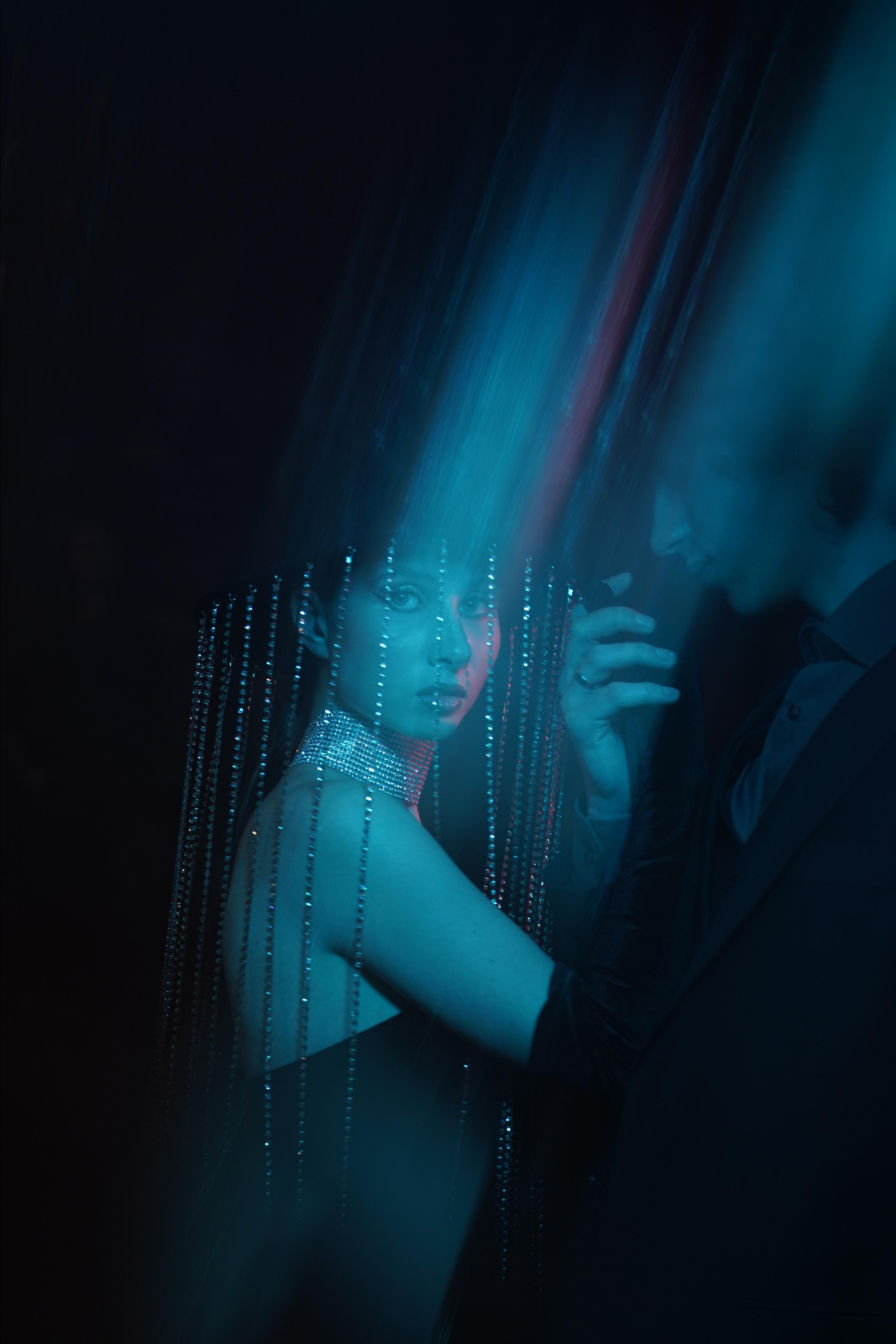 Фотосессия в студии с цветным светом. Студийный и портретный фотограф в САНКТ-ПЕТЕРБУРГЕИрина Махаон