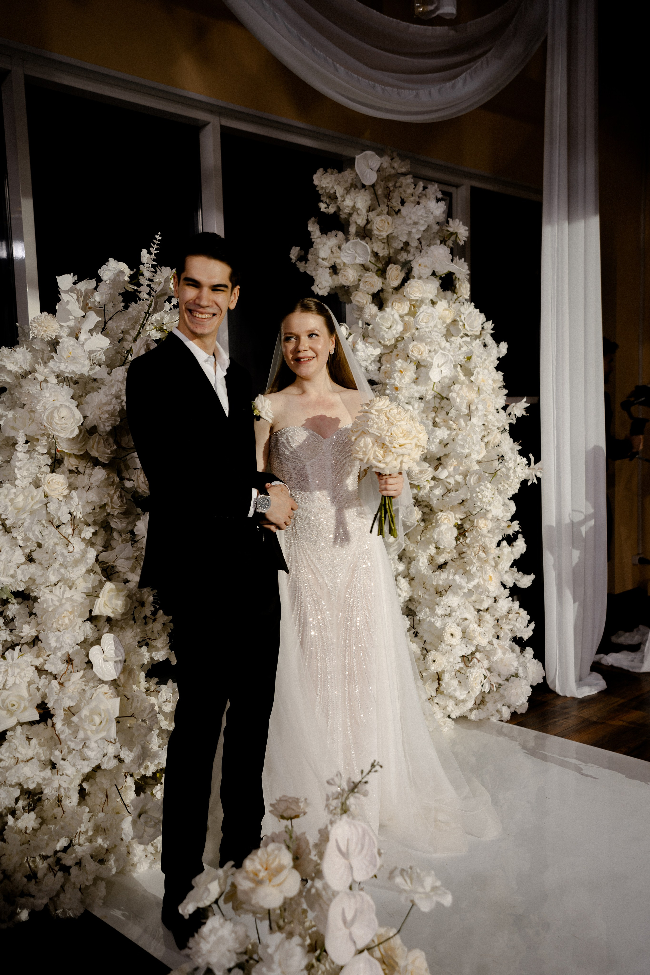 СВАДЕБНАЯ СЬЕМКА СБОРОВ В ОТЕЛЕ И ВЫЕЗД НА ЦЕРЕМОНИЮ (СНЯТО В СИБИРЕ В НИЖНЕВАРТОВСКЕ). Профессиональный фотограф, Санкт-Петербург — Виктория Богомолова