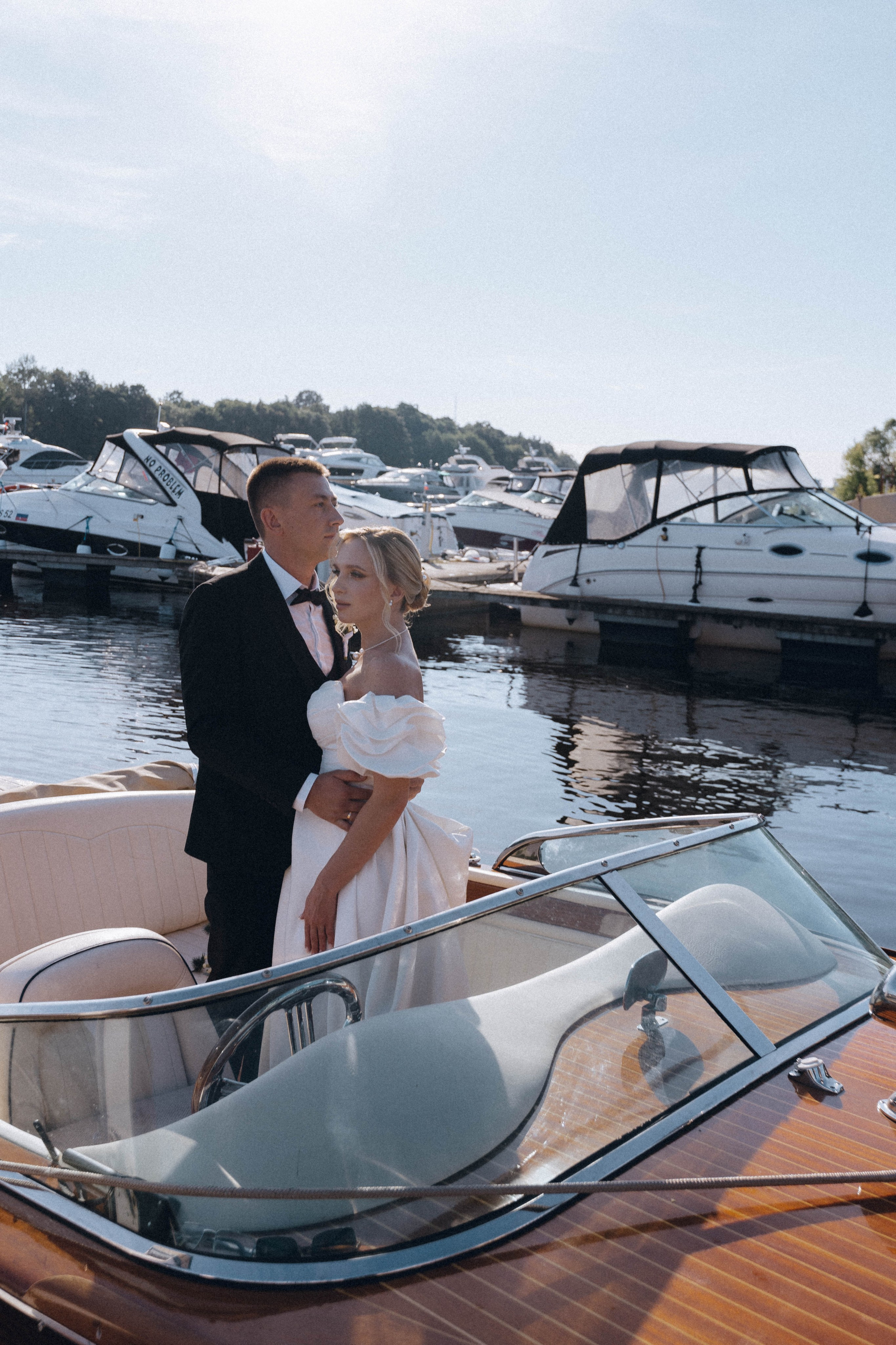 СВАДЕНБНАЯ СЬЕМКА НА КАТЕРЕ ПО КАНАЛАМ САНКТ-ПЕТЕРБУРГА И В АКВАТОРИИ НЕВЫ. Профессиональный фотограф, Санкт-Петербург — Виктория Богомолова