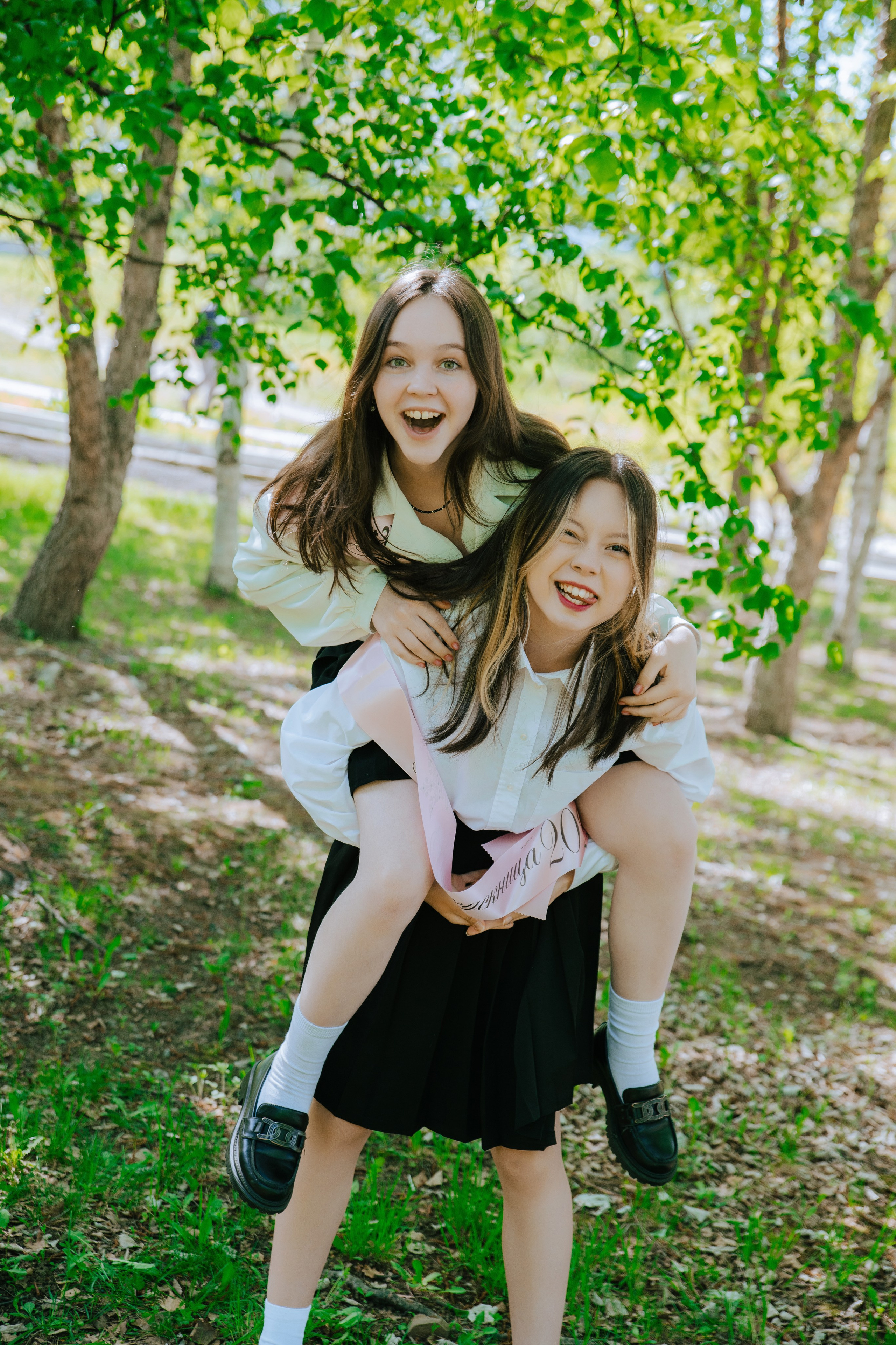 Гимназия им. Сайбеля — Выпуск 2024, 9 класс. Фотограф Ярмишко Дарья. Выпускные фотокниги