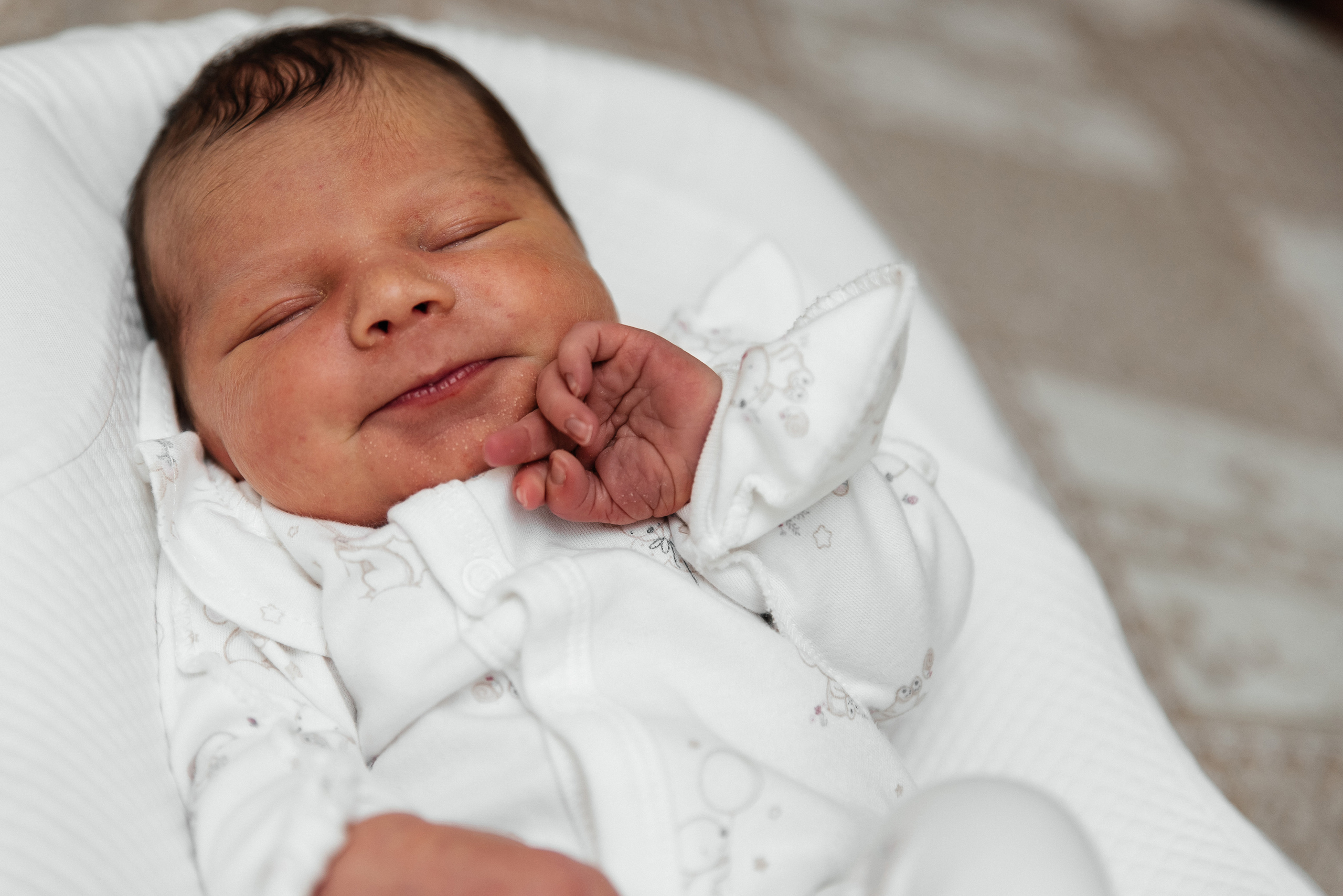 Выписка из роддома. Семейный детский фотограф видеограф в Омске Юлия Татаринова