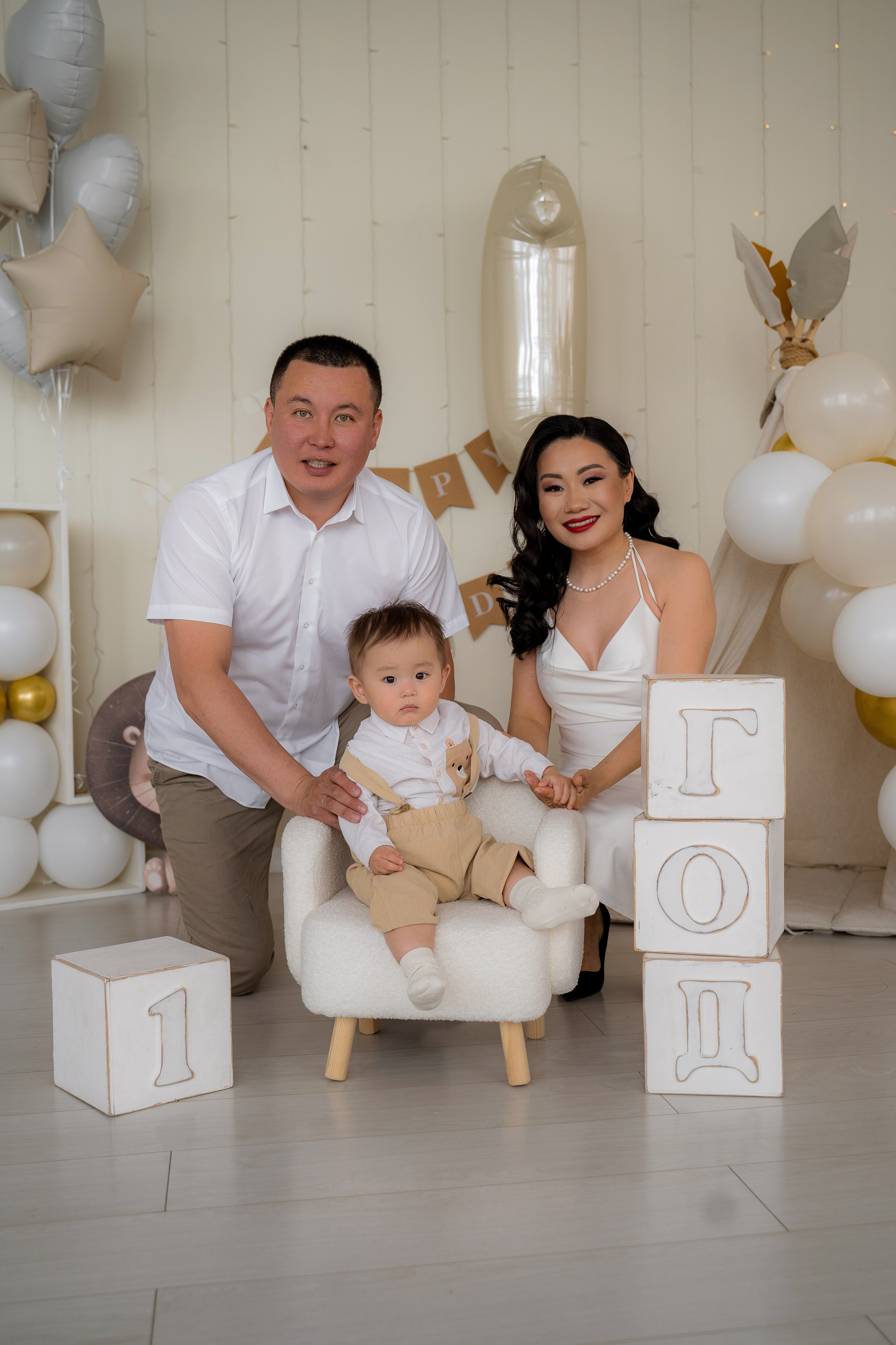 Cake Smash. Фотостудия Малина в городе Улан-Удэ. Фотограф Ирина Жарникова