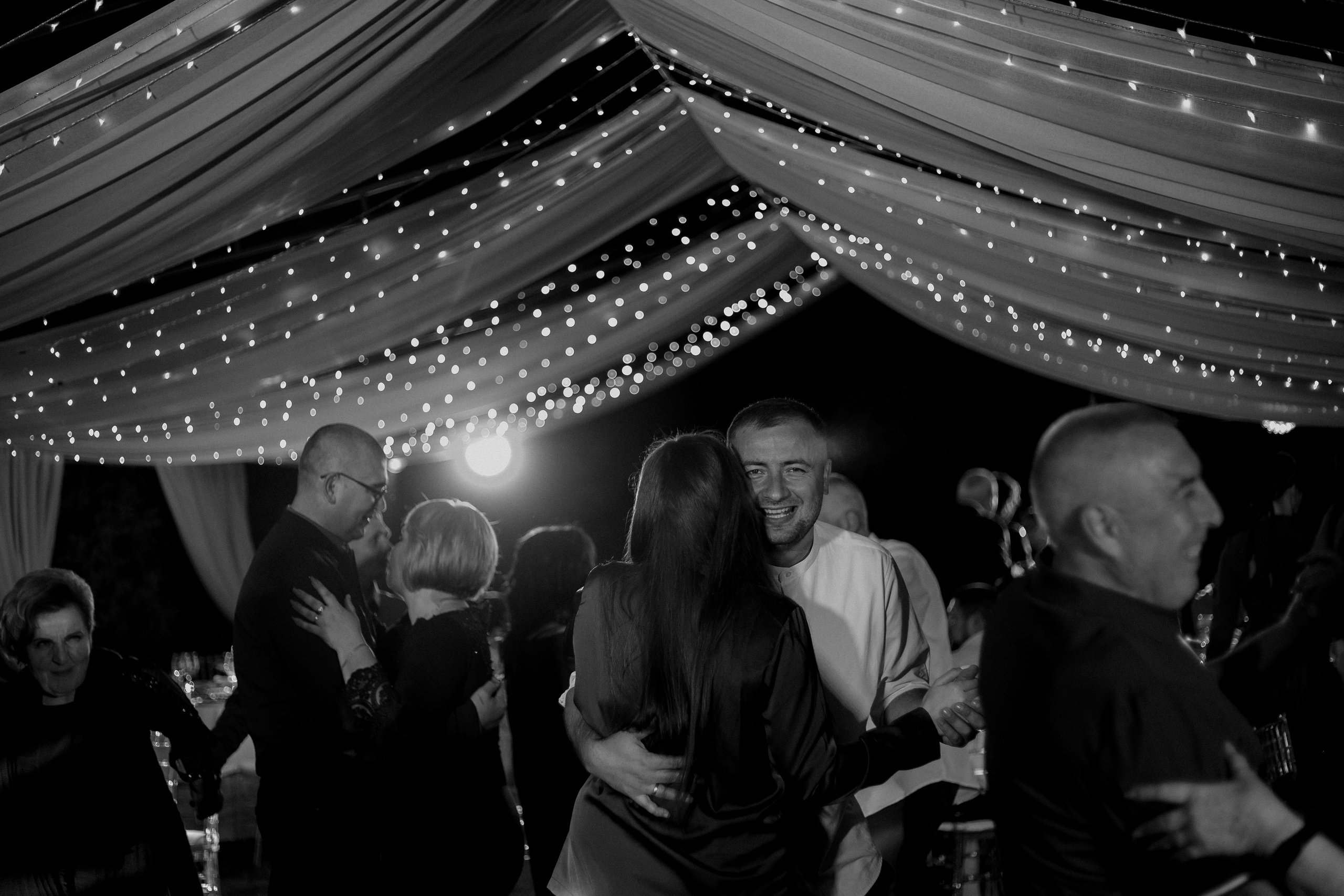 Денис и Алина. Белый замок. Фотограф Анна Лейман. Севастополь