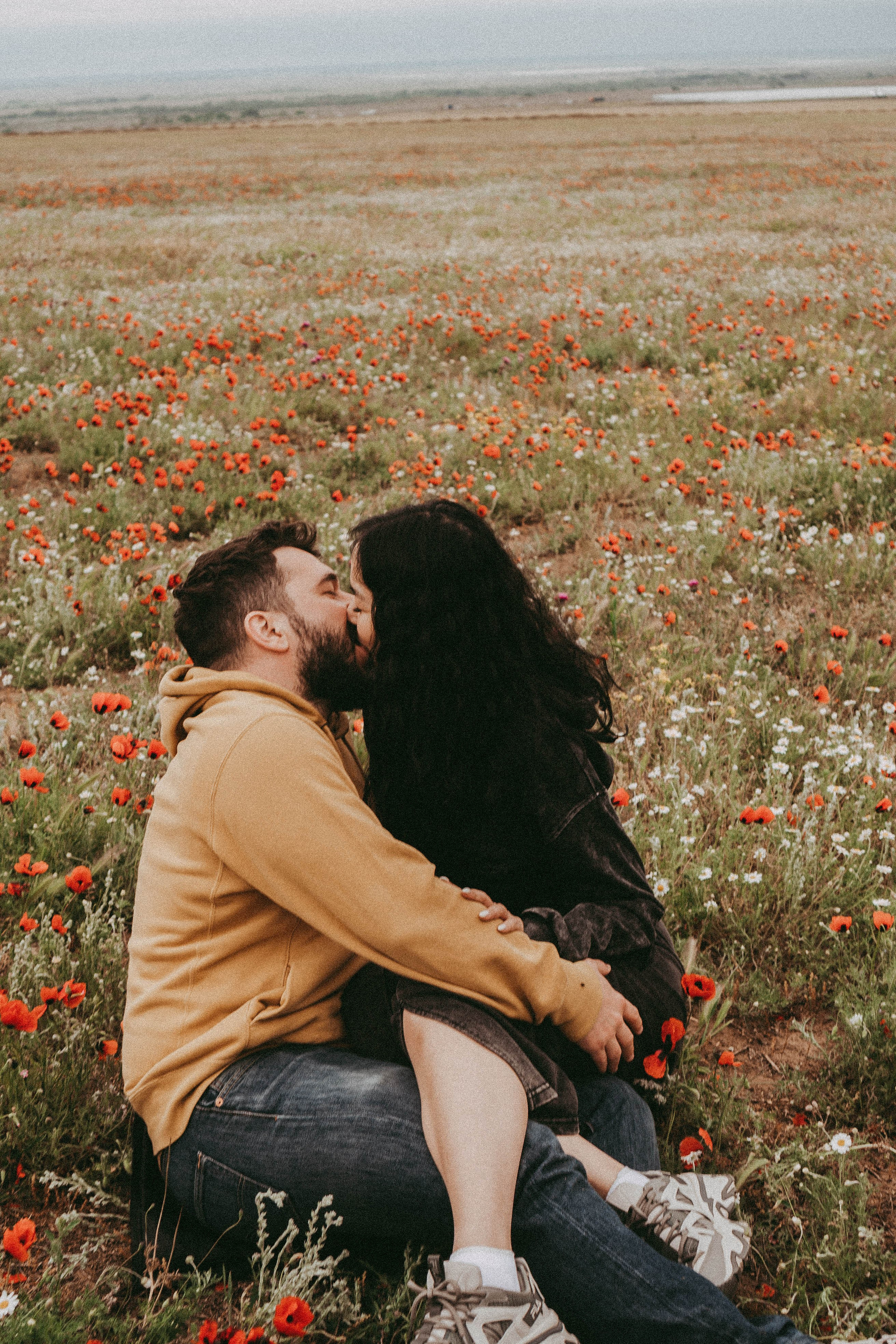 Любовь в маковом поле. Профессиональный фотограф, Санкт-Петербург — Виктория Богомолова