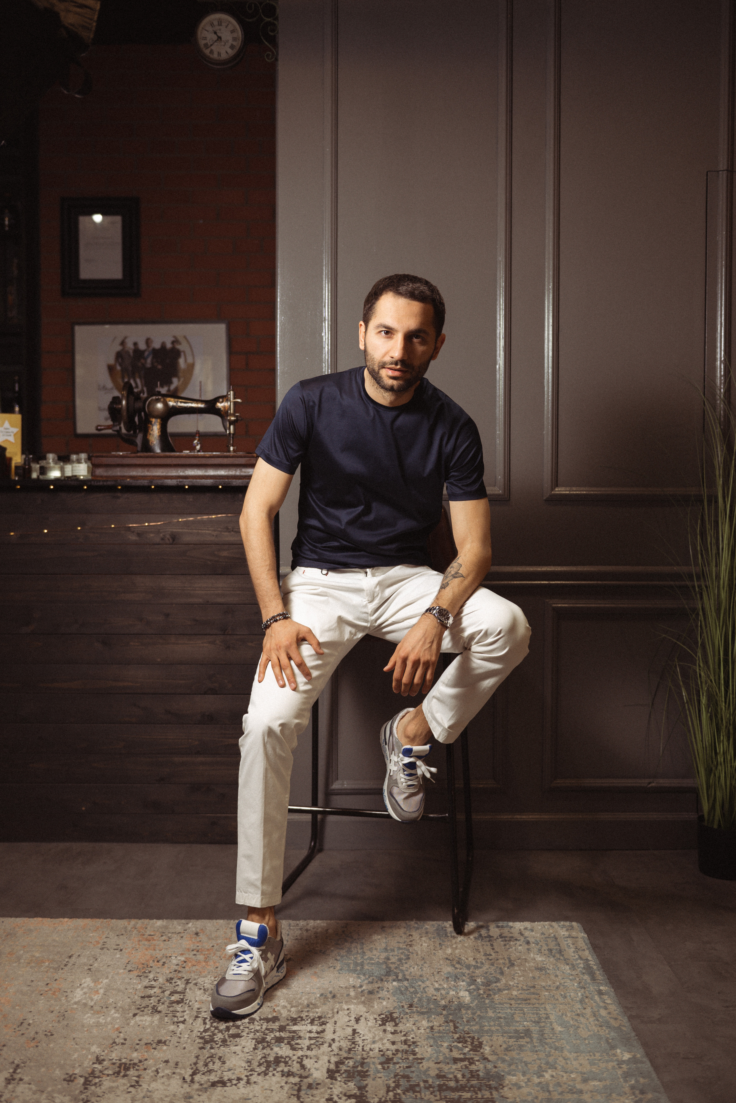 Арсен Айрапетов (контент съемка для @arsa_showroom & @arsenairapetov). Фотограф Москва Настя Профотовна. Репортажные, свадебные и контент фотосессии