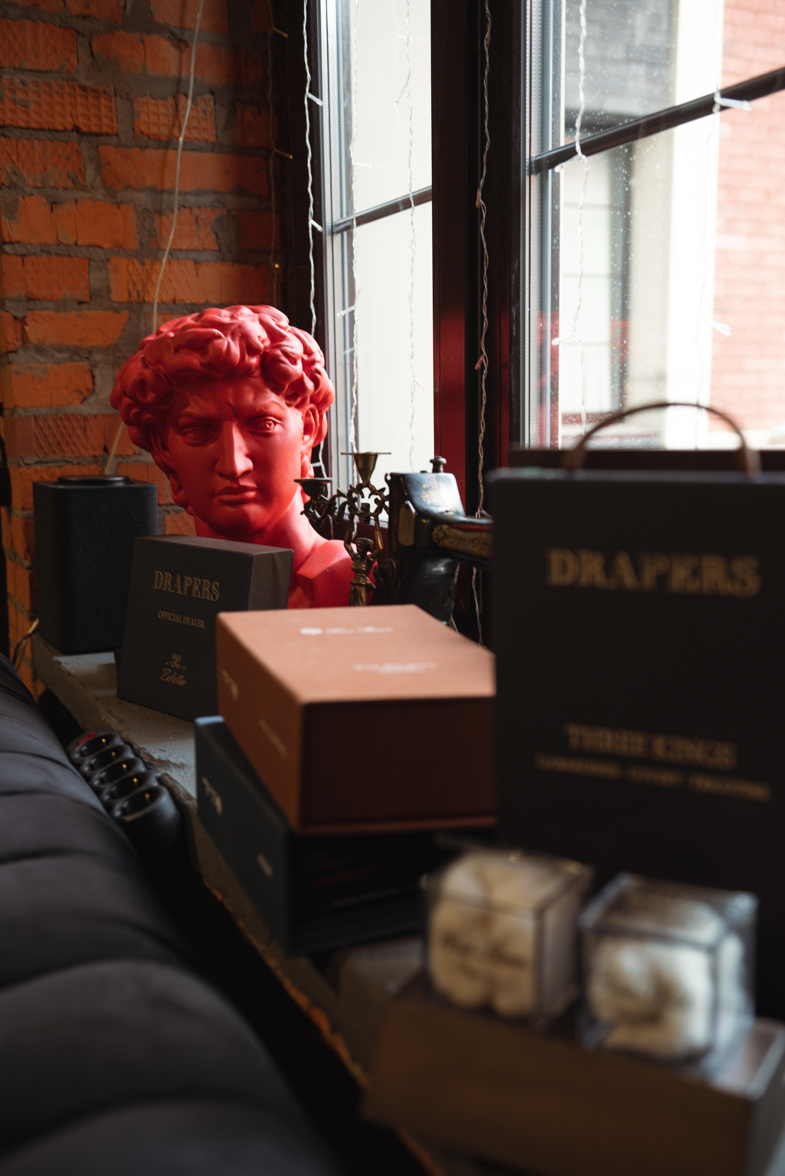 Арсен Айрапетов (контент съемка для @arsa_showroom & @arsenairapetov). Фотограф Москва Настя Профотовна. Репортажные, свадебные и контент фотосессии