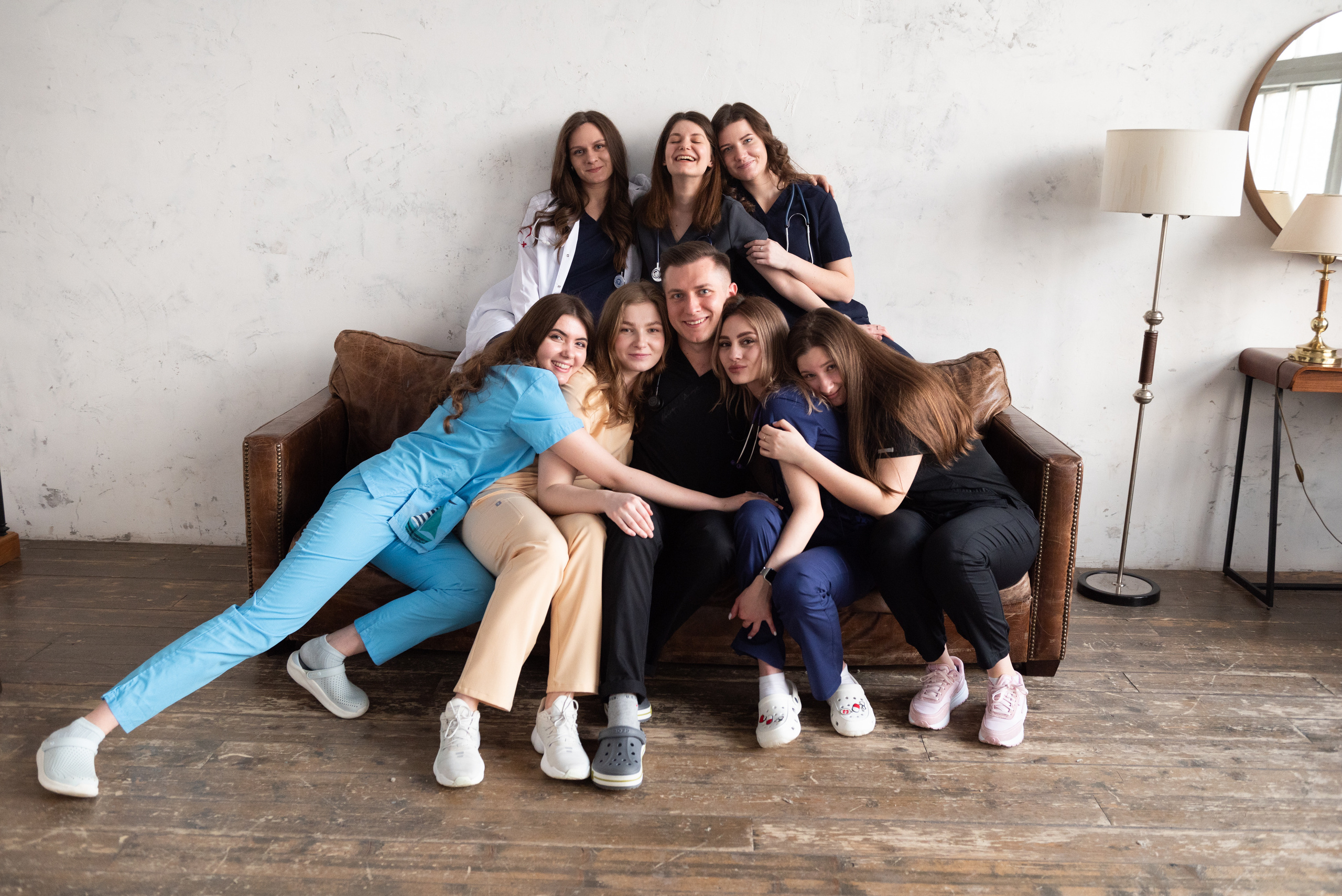 Студенты 1й Мед | Студенты Сеченовки |Фотосессия выпускников. Контент-фотограф Москва репортажный фотограф Настя Профото