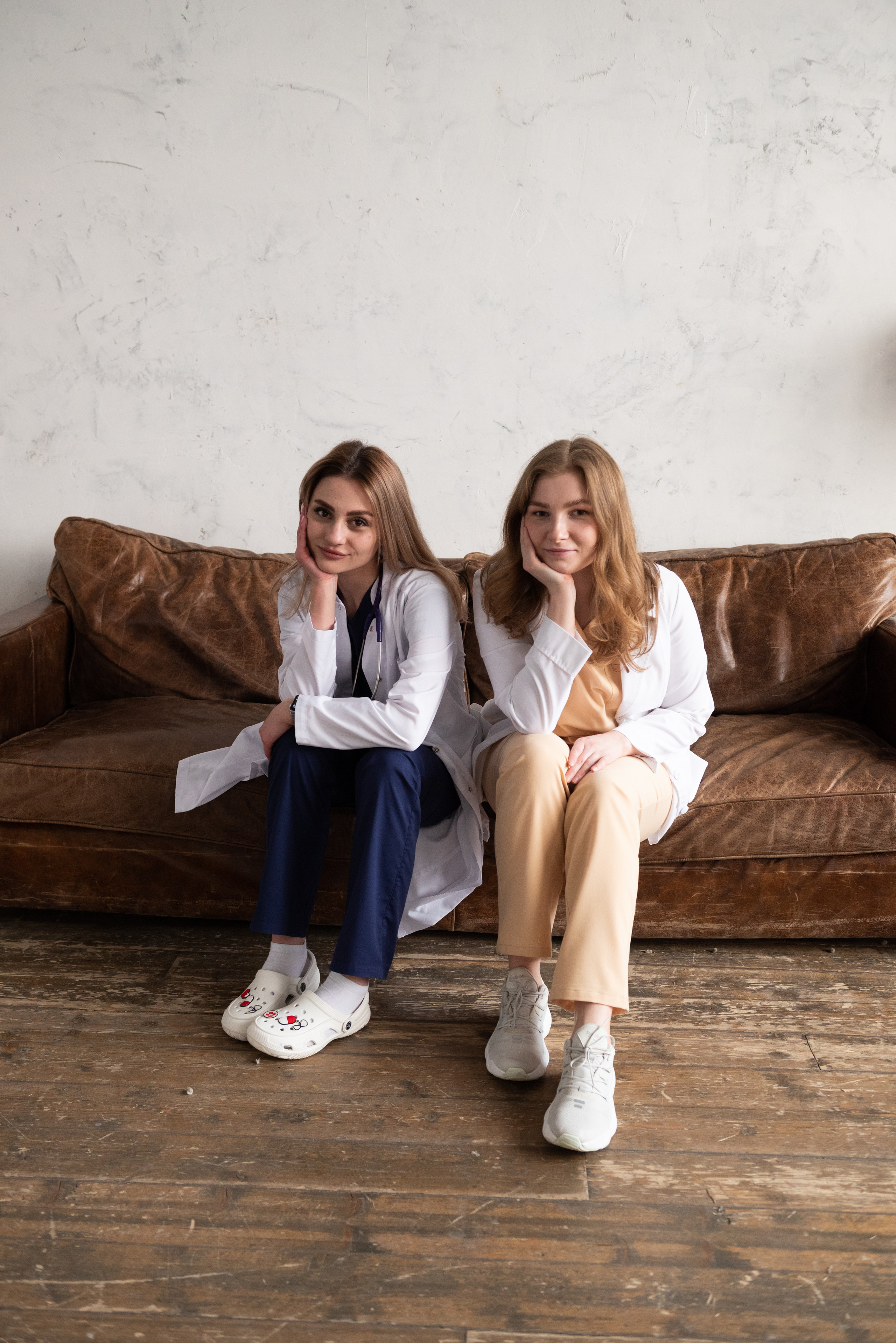 Студенты 1й Мед | Студенты Сеченовки |Фотосессия выпускников. Контент-фотограф Москва репортажный фотограф Настя Профото