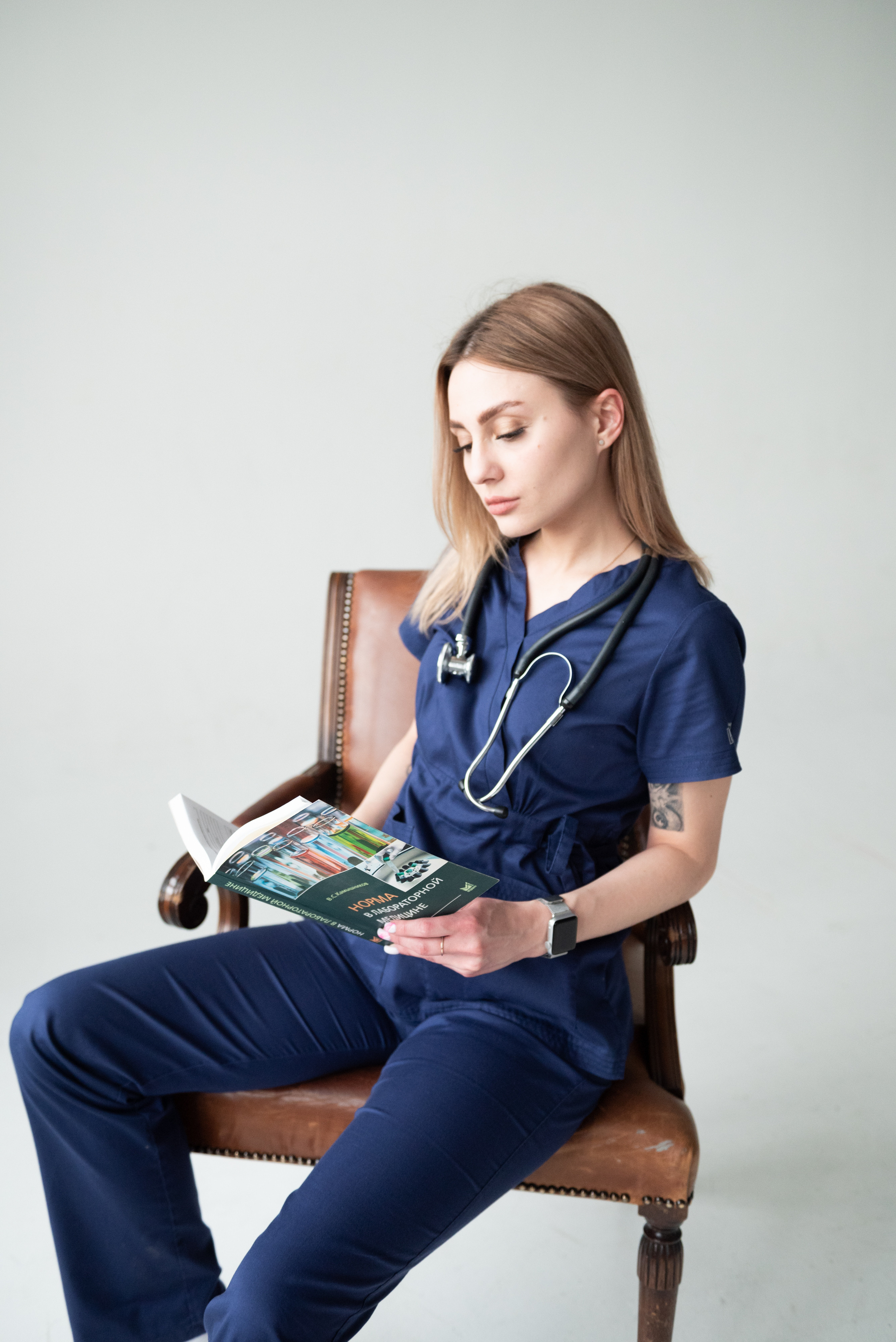 Студенты 1й Мед | Студенты Сеченовки |Фотосессия выпускников. Контент-фотограф Москва репортажный фотограф Настя Профото