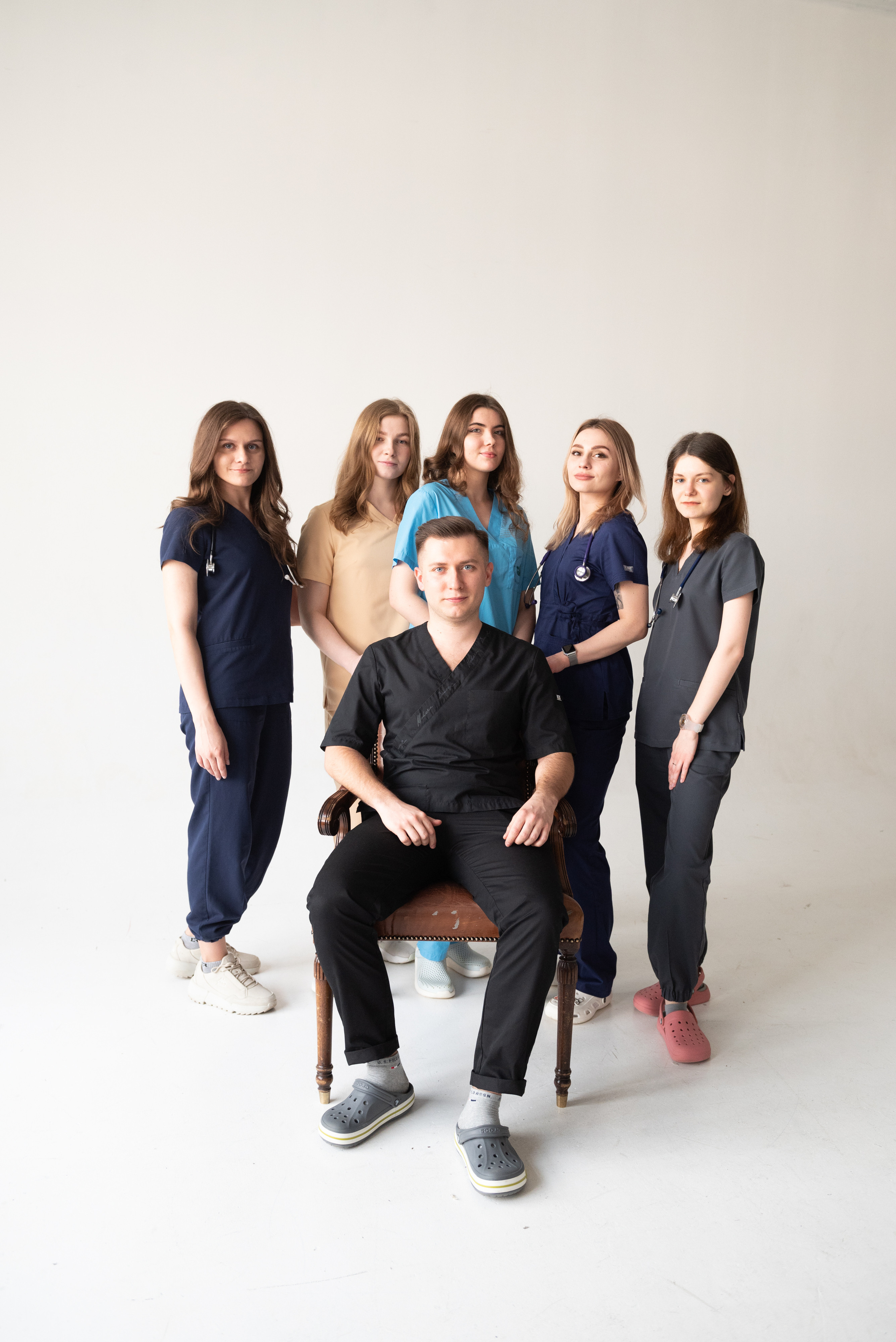 Студенты 1й Мед | Студенты Сеченовки |Фотосессия выпускников. Контент-фотограф Москва репортажный фотограф Настя Профото