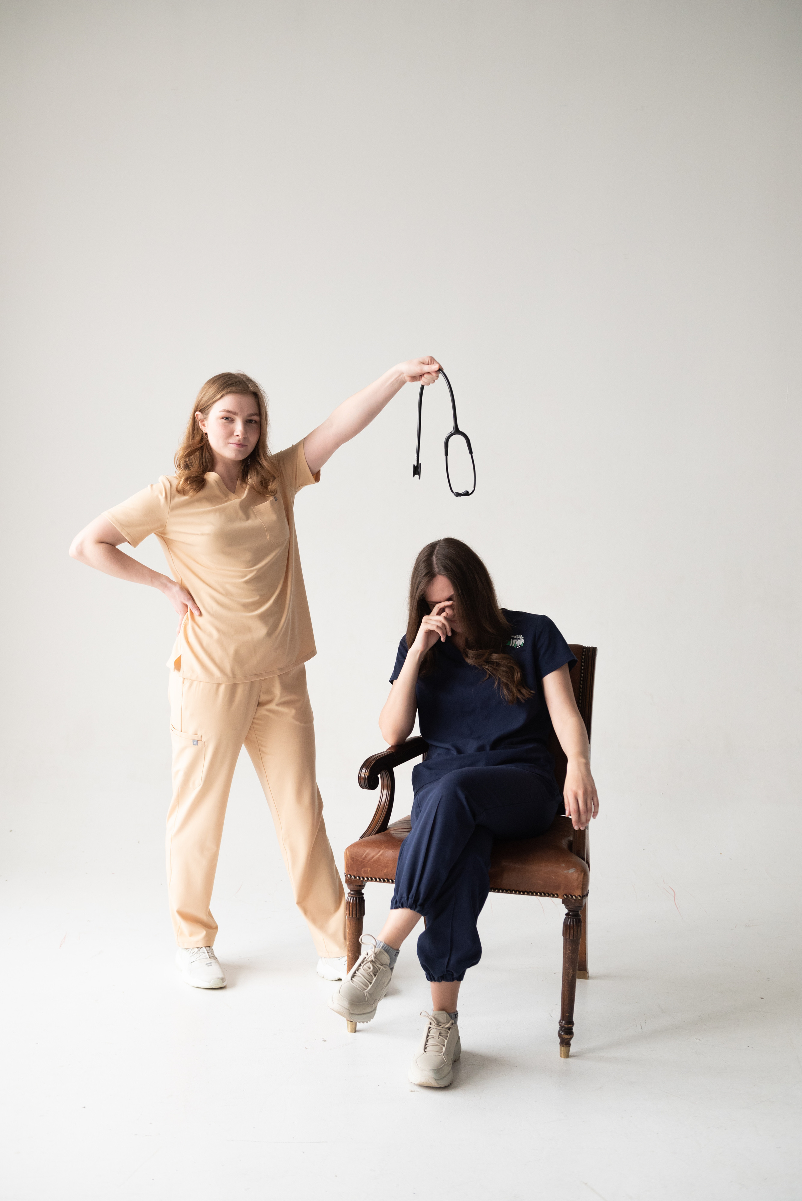 Студенты 1й Мед | Студенты Сеченовки |Фотосессия выпускников. Контент-фотограф Москва репортажный фотограф Настя Профото