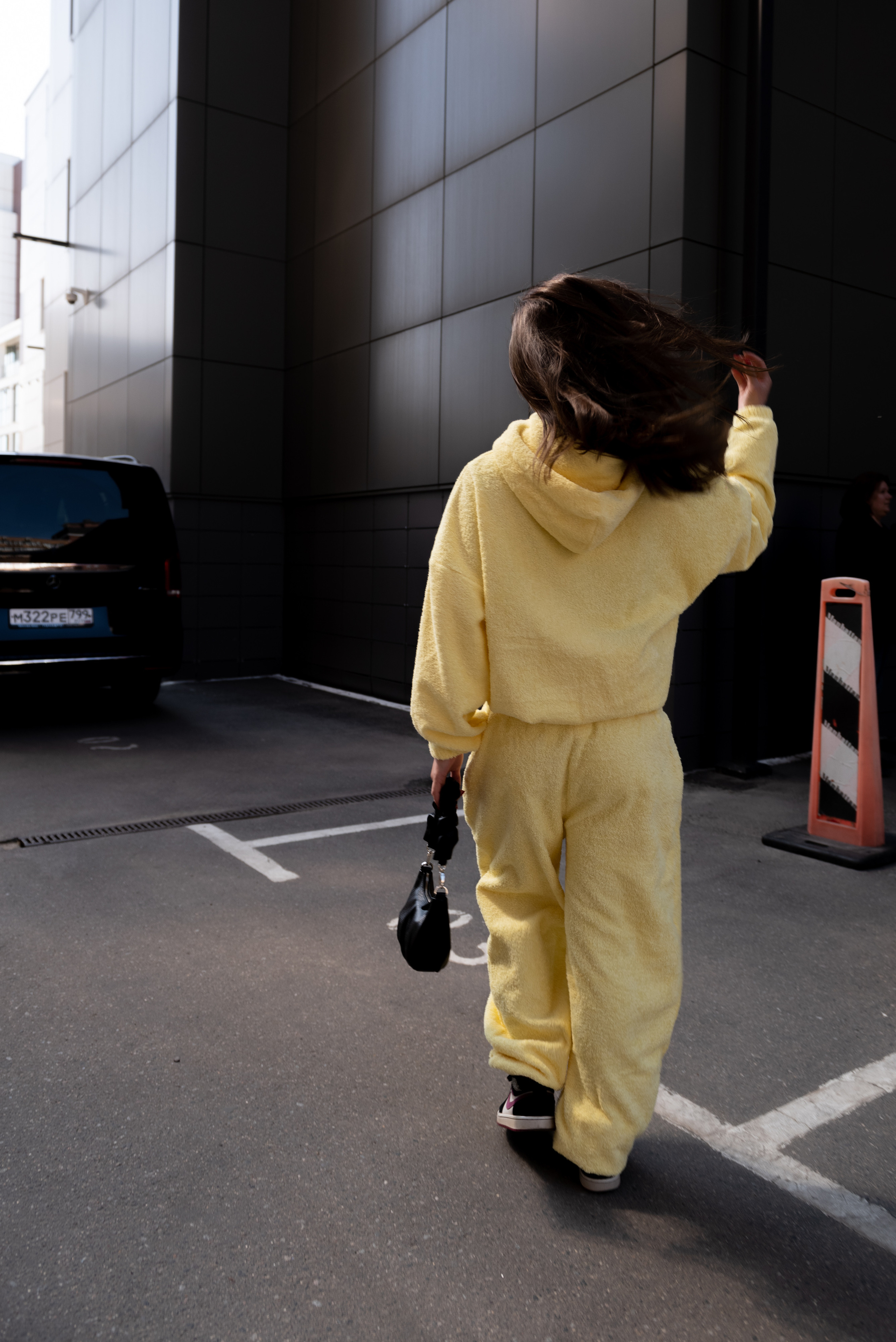 Monly (съемка для бренда @omg.monly). Контент-фотограф Москва репортажный фотограф Настя Профото