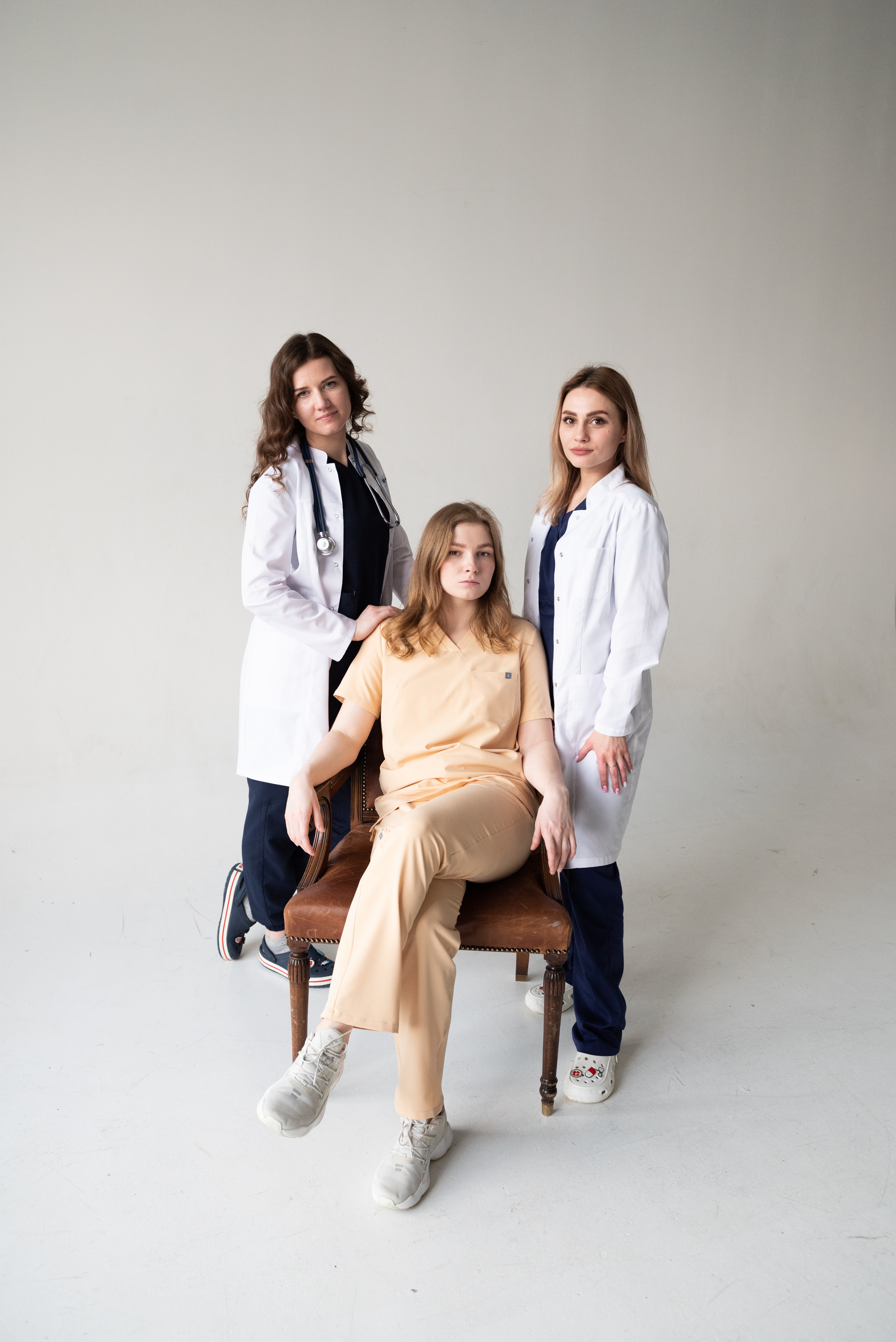 Студенты 1й Мед | Студенты Сеченовки |Фотосессия выпускников. Контент-фотограф Москва репортажный фотограф Настя Профото