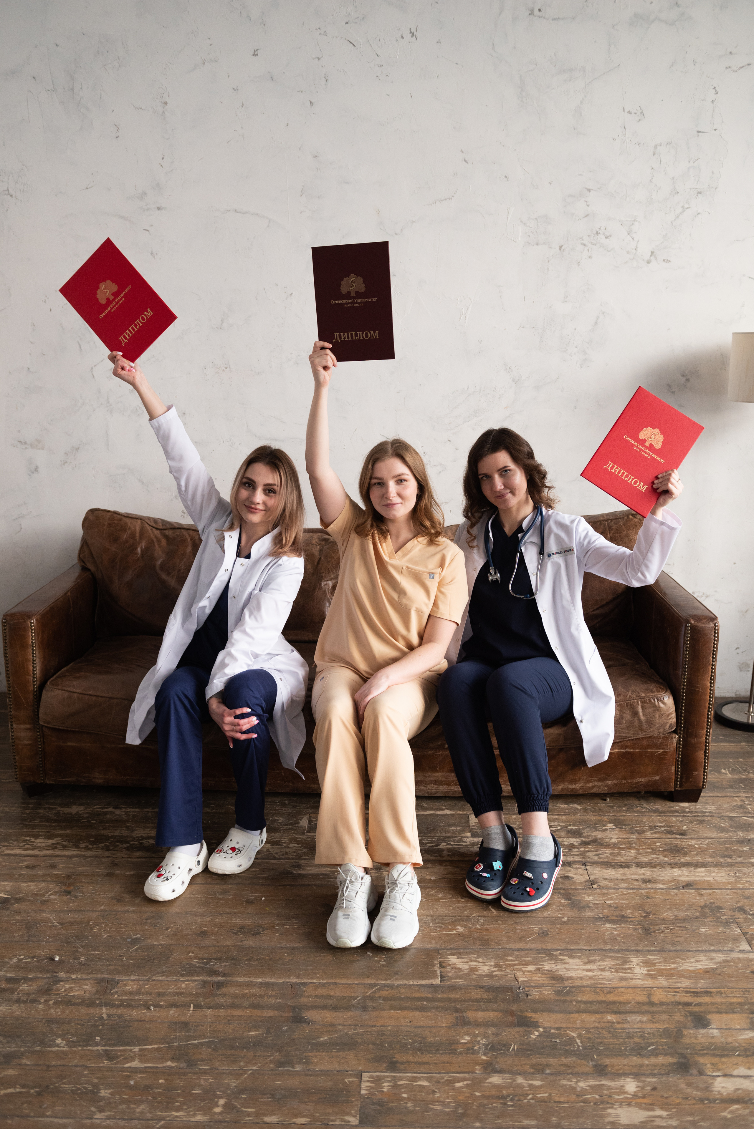 Студенты 1й Мед | Студенты Сеченовки |Фотосессия выпускников. Контент-фотограф Москва репортажный фотограф Настя Профото