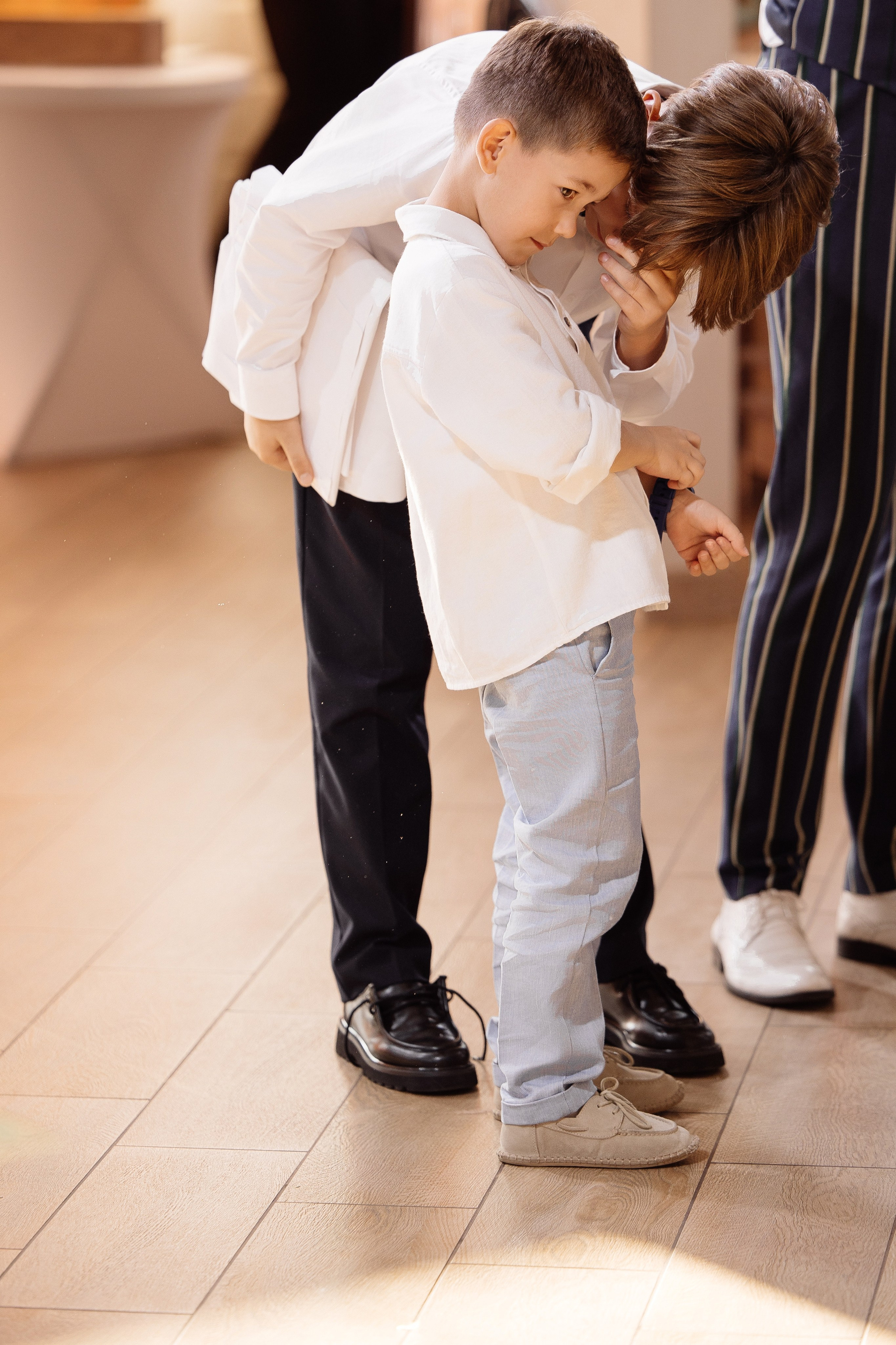 Влюбляться, целоваться. Свадебный фотограф в Москве | Профессиональный фотограф | Выгодные цены на услуги