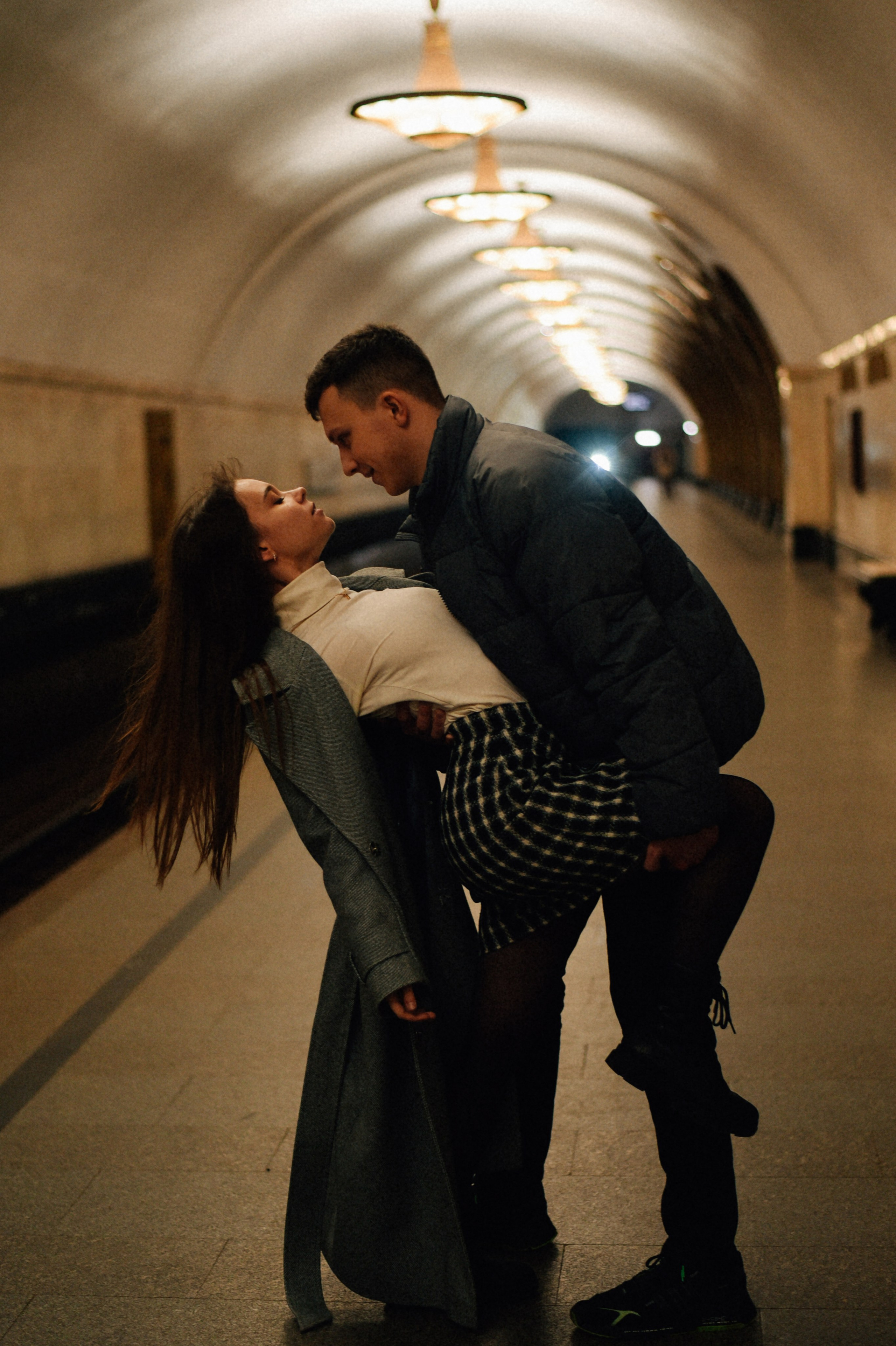 Пустое метро. Фотограф Лола Волна, город Москва