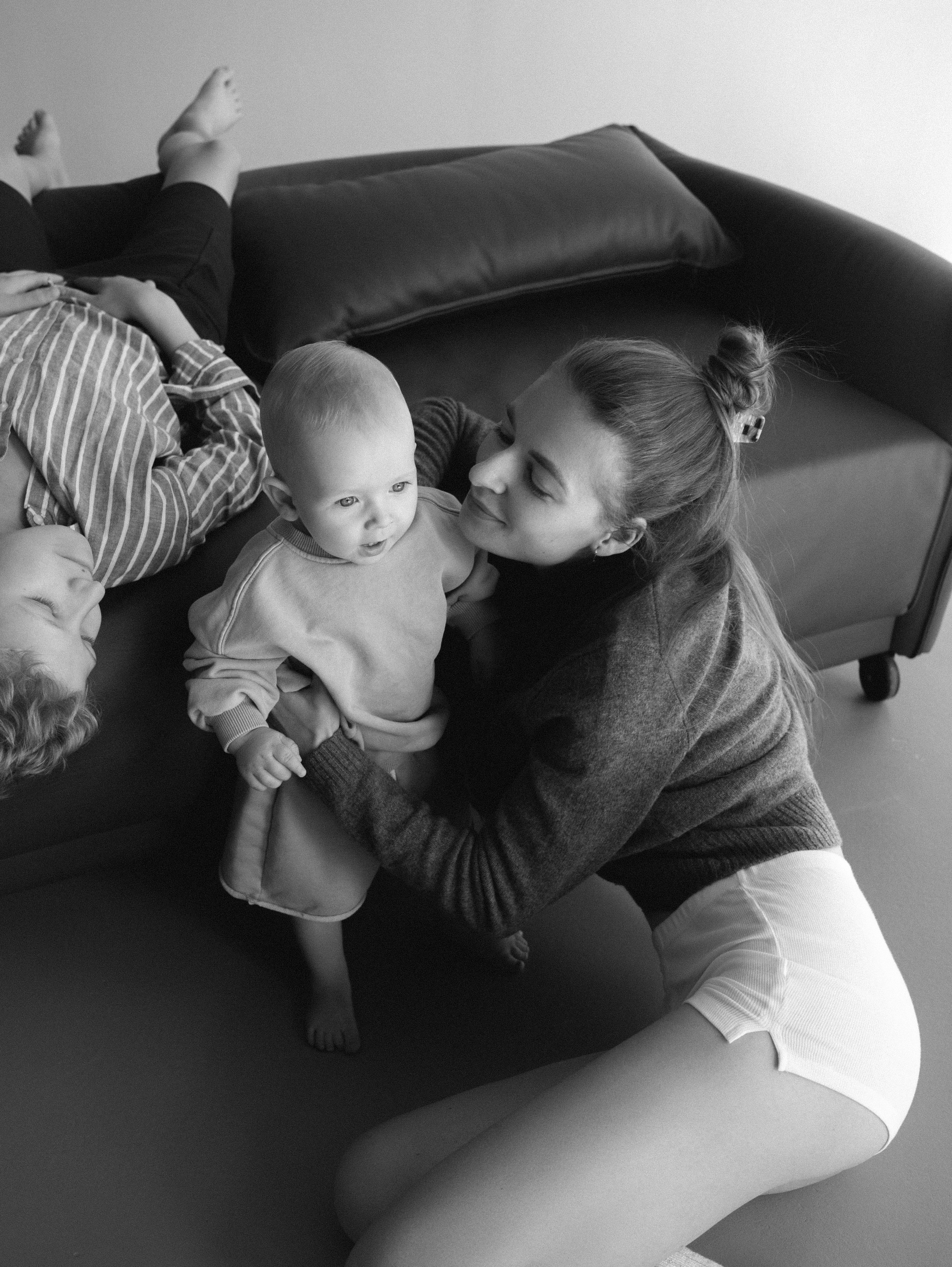 Мая и сыновья. Фотограф в Москве и Сургуте Алла Лесовая. Снимаю каталог для брендов и индивидуальные портреты для людей